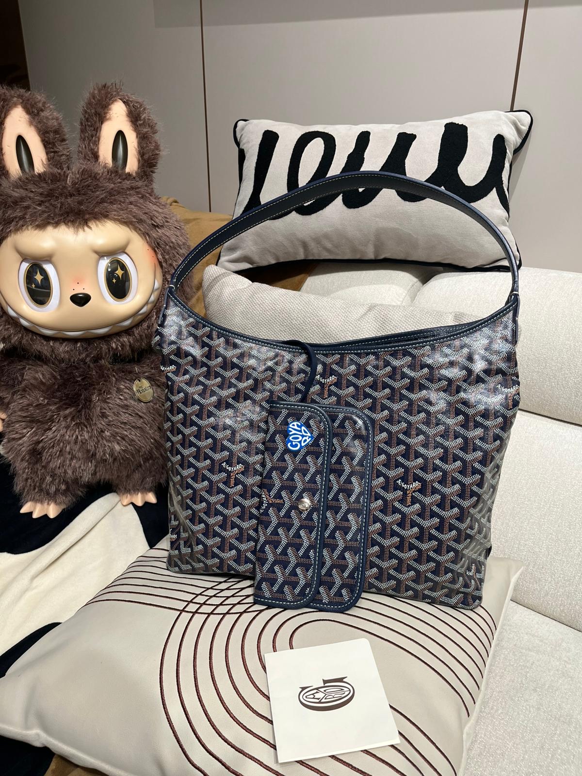 Goyard boheme hobo  Navy 100%Authentic, 95%new ✅收據✅pouch ✅dust bag