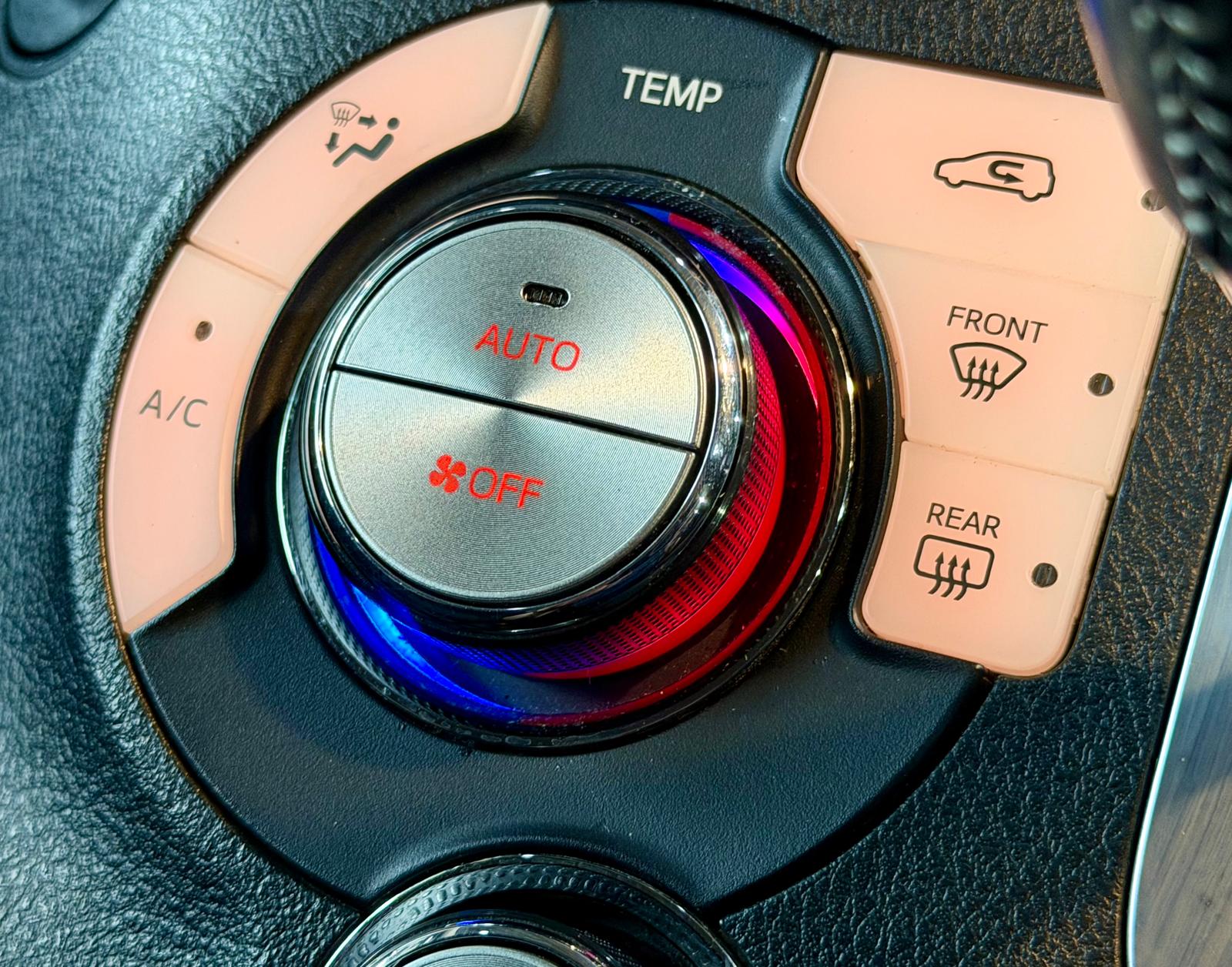 Toyota Sienta Hybrid Facelift 2018