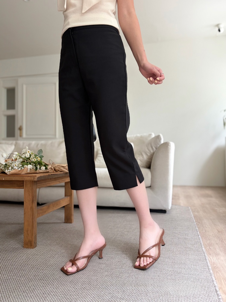 Side Slit Cropped Pants