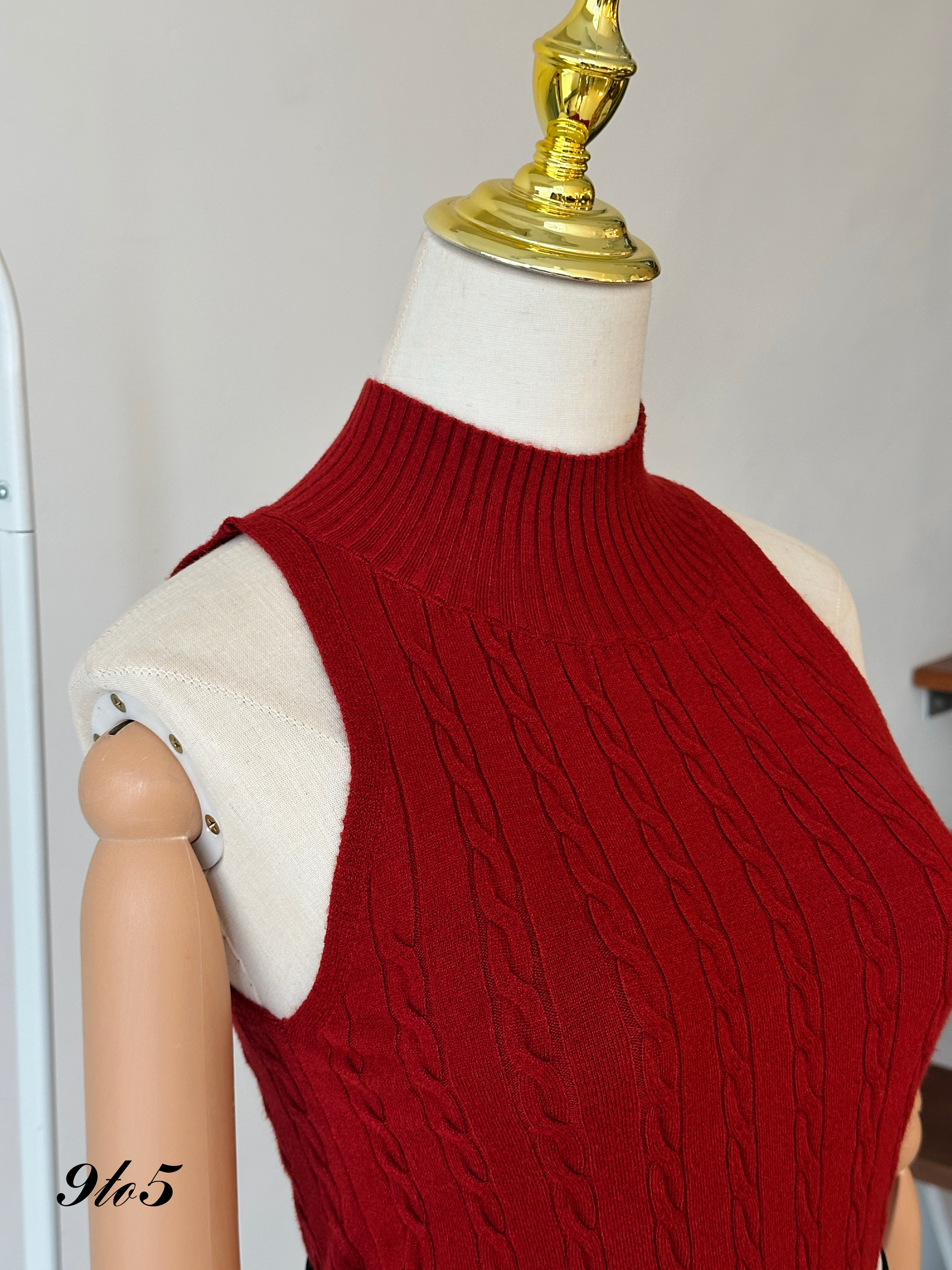 T3948 Mock Neck Sleeveless Knit Top -  6 Colors