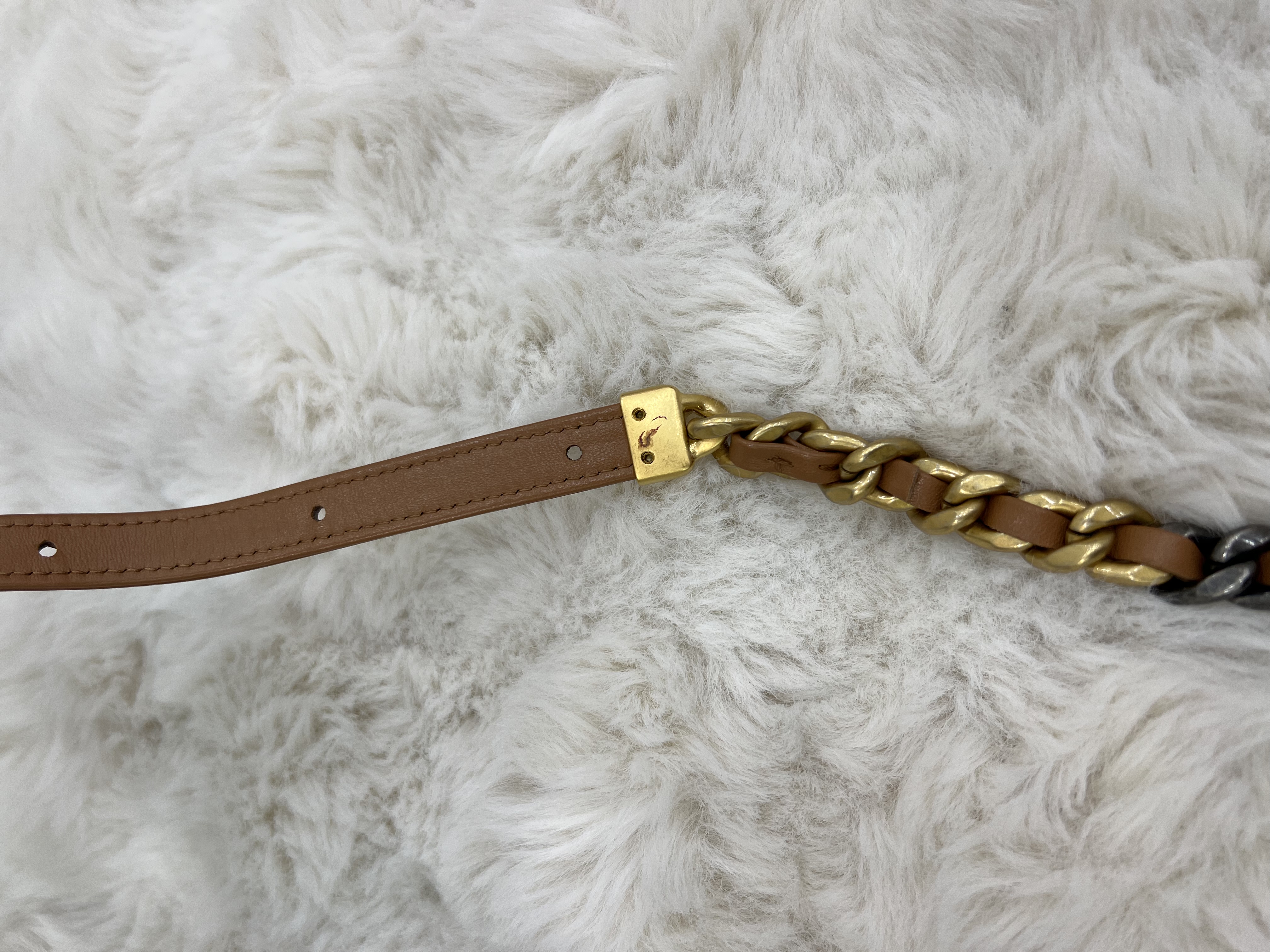 直播貨品 |  [1個-$100 2個-$300］R24