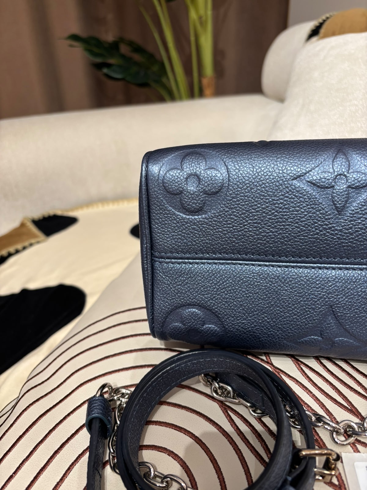 LV Speedy 20 100%Authentic, 98%New ✅收據副本✅Key Lock✅Dust bag