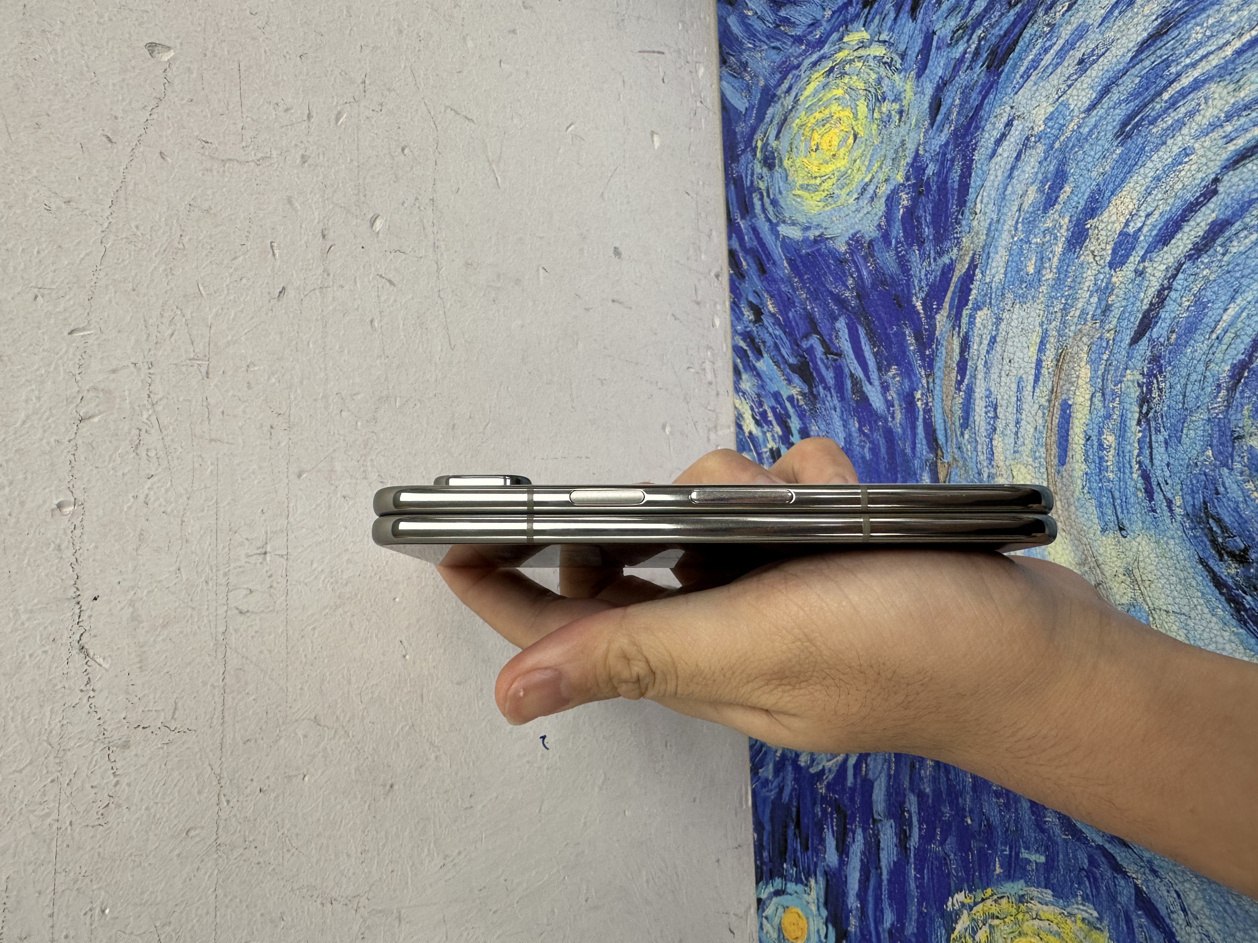 *8354 Google Pixel Fold 12+256 特價機 白色 White