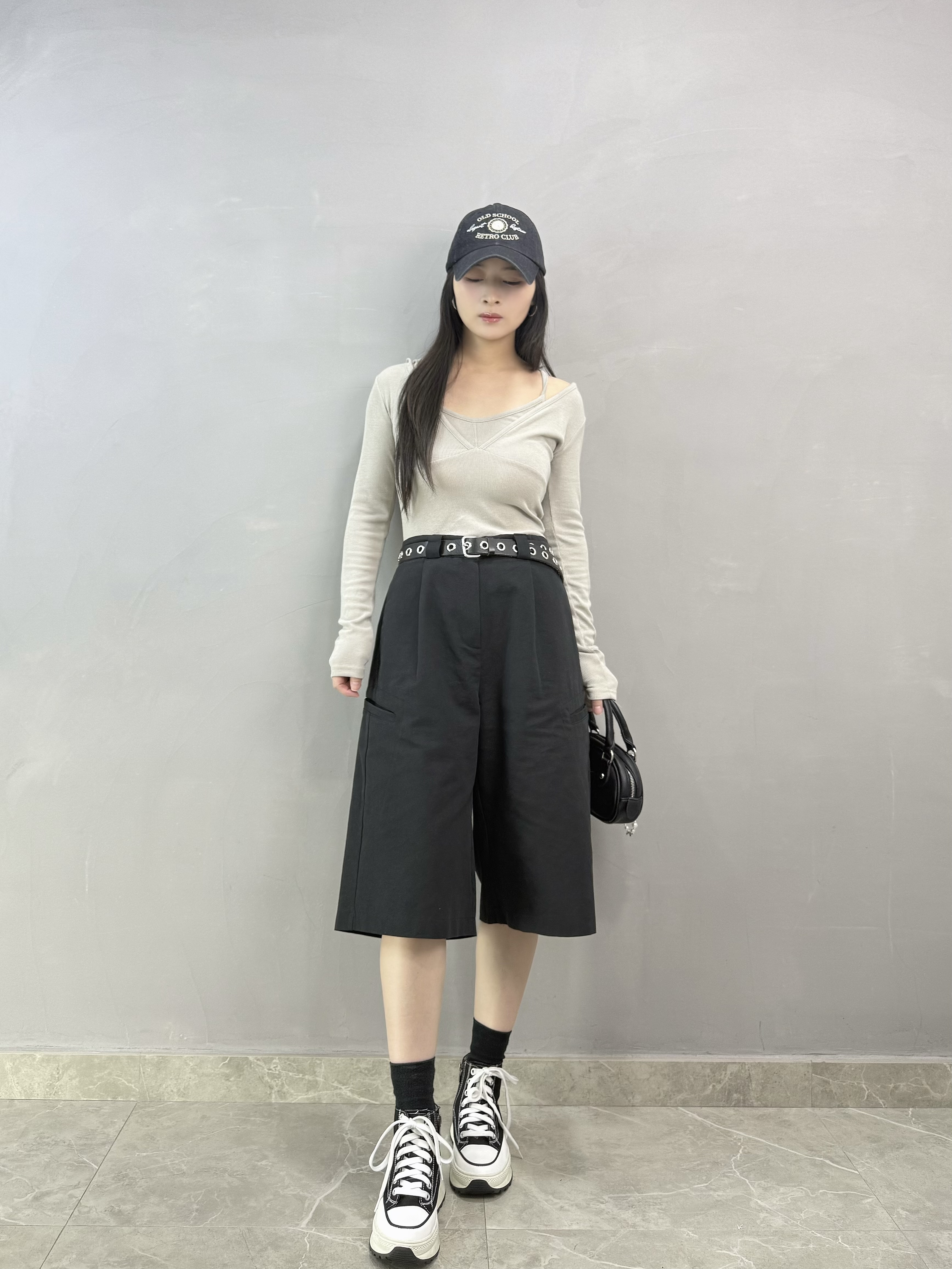 F01 假兩件有帽暗紋tee