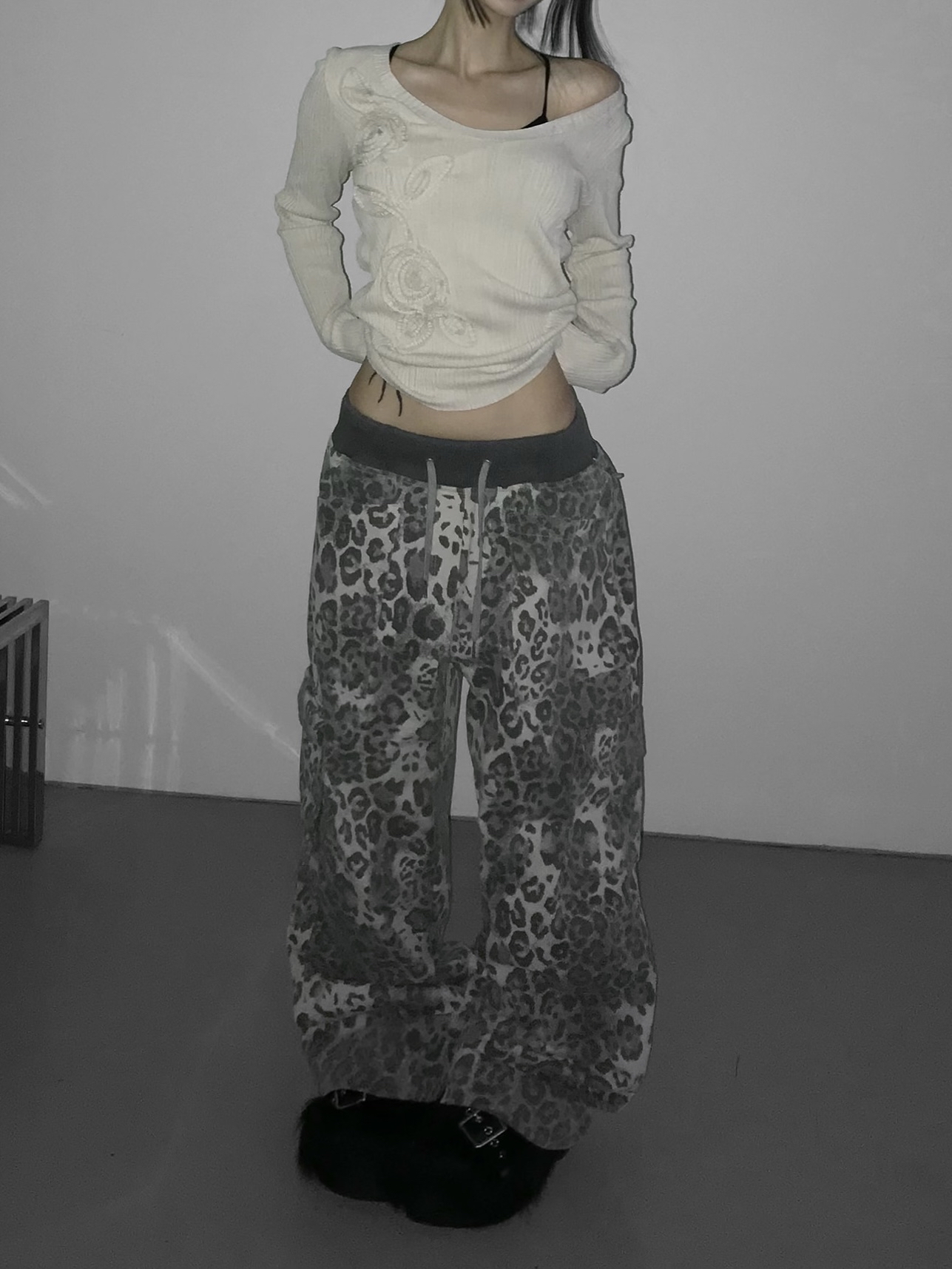 Leopard Print Wide-leg Cargo Pants