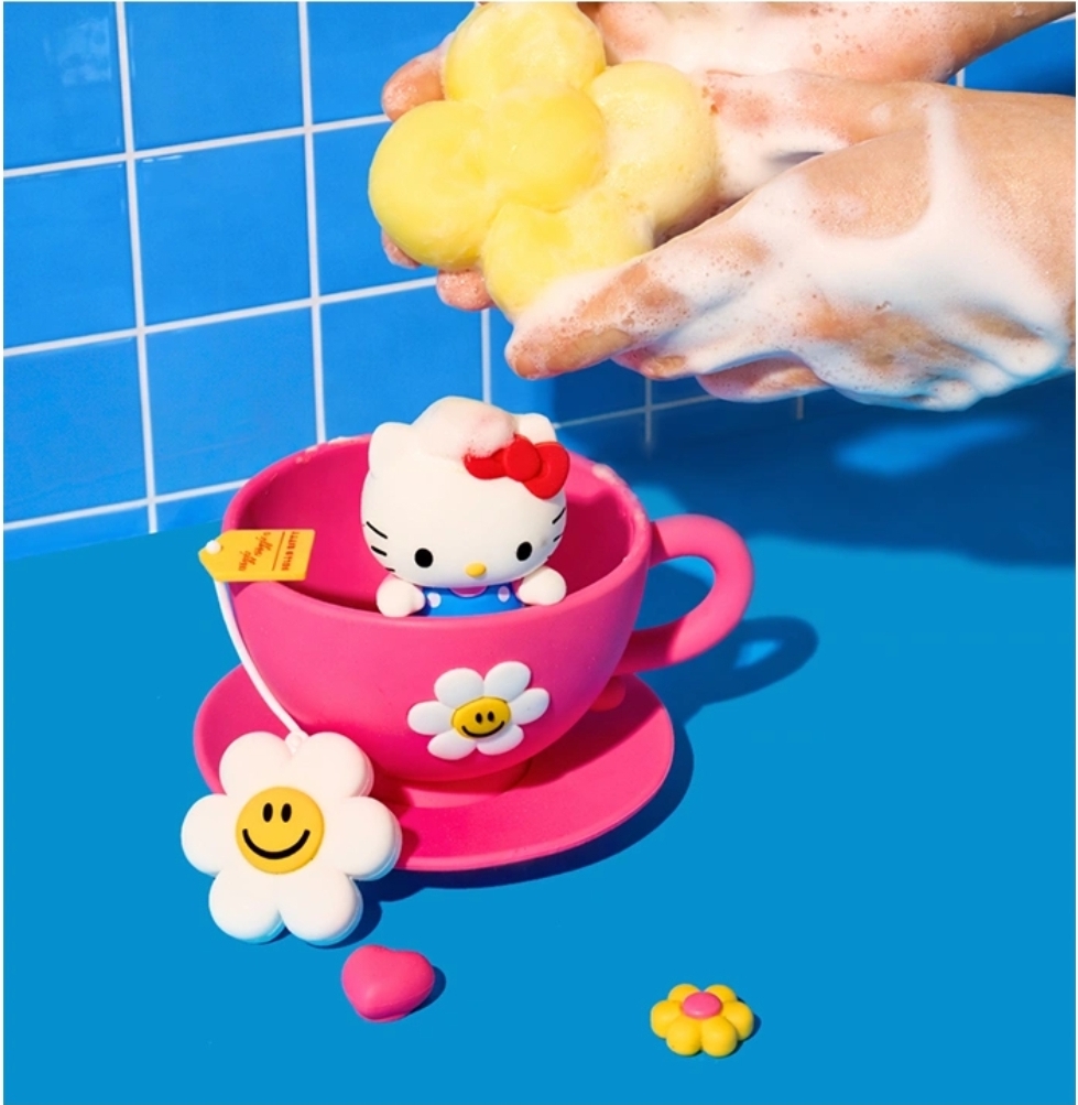 Wigglewiggle x Hello Kitty Limited Collection Part 2
