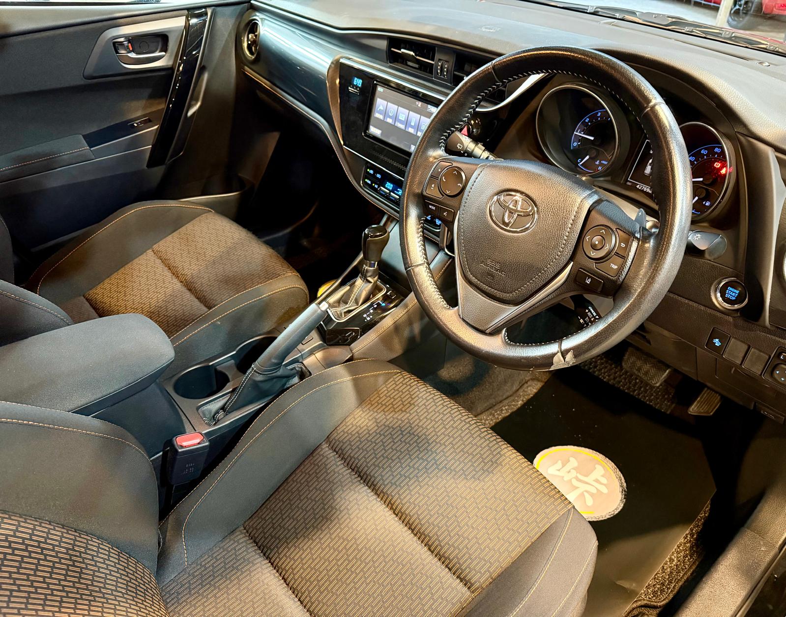 Toyota AURIS 1.2 2017
