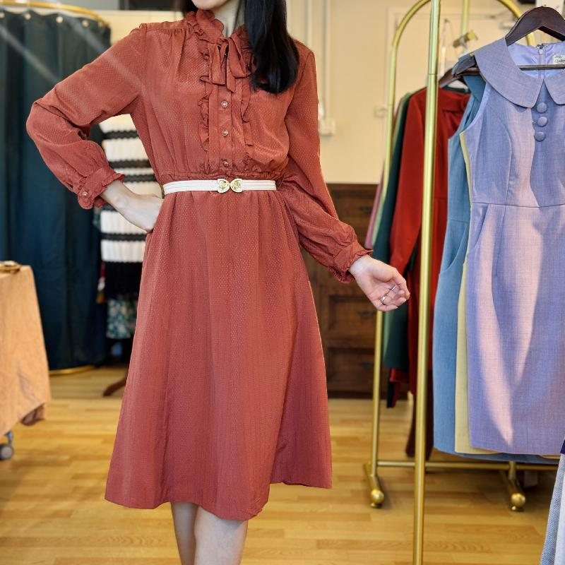 Vintage Dotted and Glittering Fabric Redish Brown Day and Night Dress With Ruffle Collar (PP001-22)