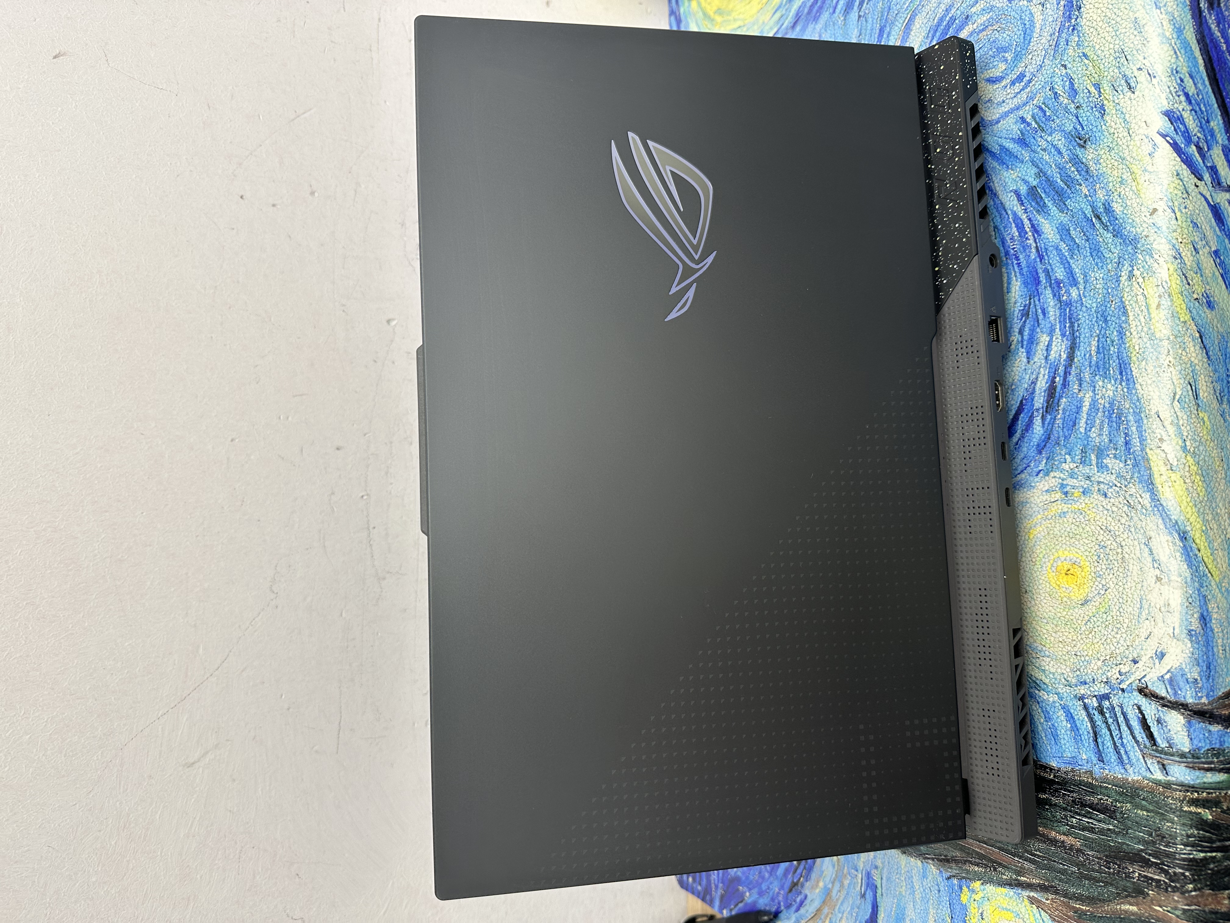 #6076 ASUS ROG STRIX AMD Ryzen 9 7845HX/8,16,24,32GB Ram/512GB SSD,1TB SSD/RTX 4070 獨立顯示卡/17.3吋 144Hz高刷/ Gaming Laptop/ Notebook/  Laptop / PC / PC Game /  Movie / Netflix / GTA / Gaming Notebook
