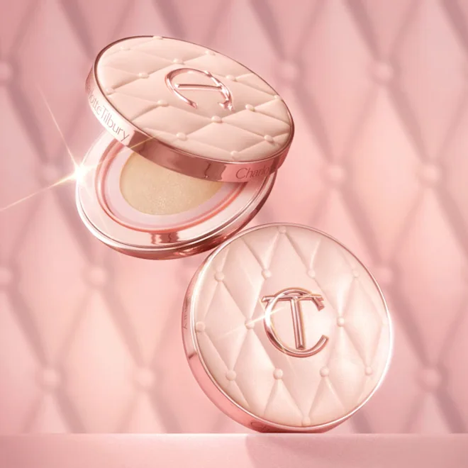 Charlotte Tilbury Pillow Talk 夢幻柔光粉氣墊 | 夢幻嫩光氣墊粉餅