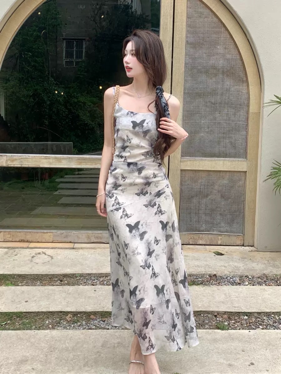 水墨蝴蝶吊带连衣裙