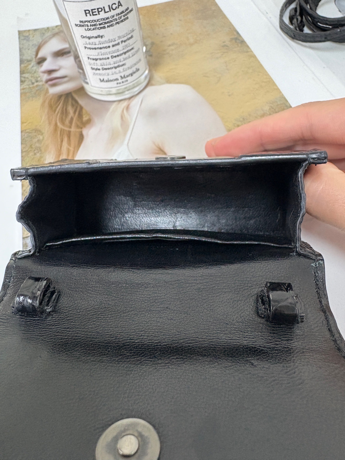 【預訂貨品】巴黎世家鰐魚紋mini沙漏包