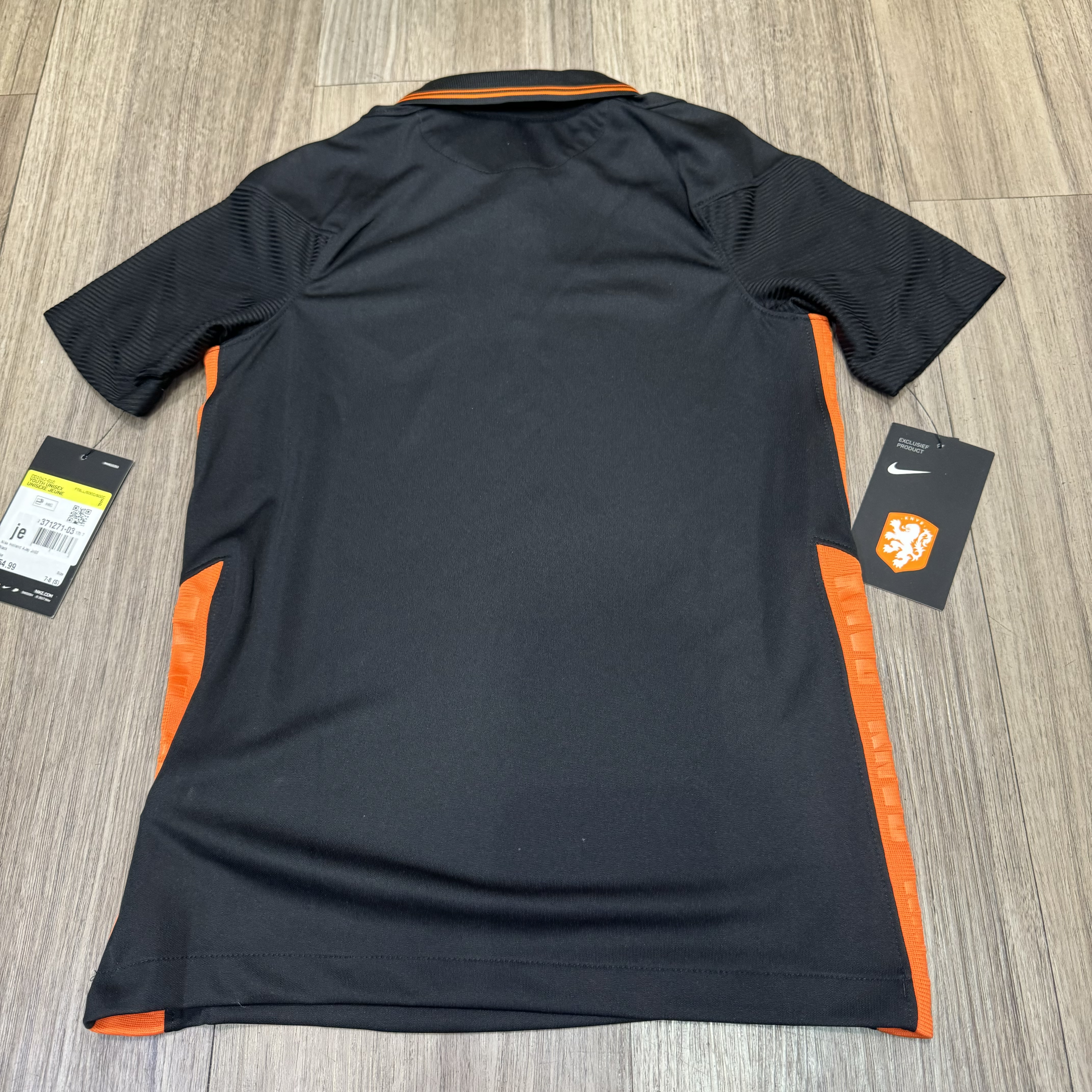 (Youth size)Holland 20/22 away shirt (Bnwt)