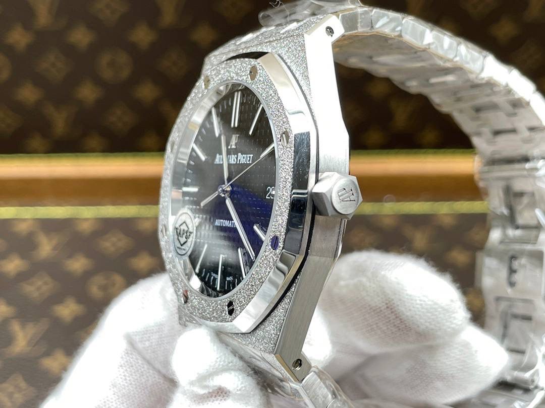 爱彼皇家橡树系列自动机械男士腕表 冰霜金款