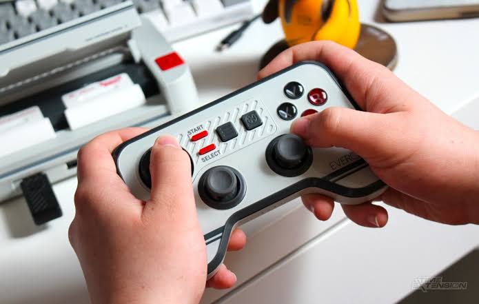 Evercade Wireless Controller ( RETRO-0079 )