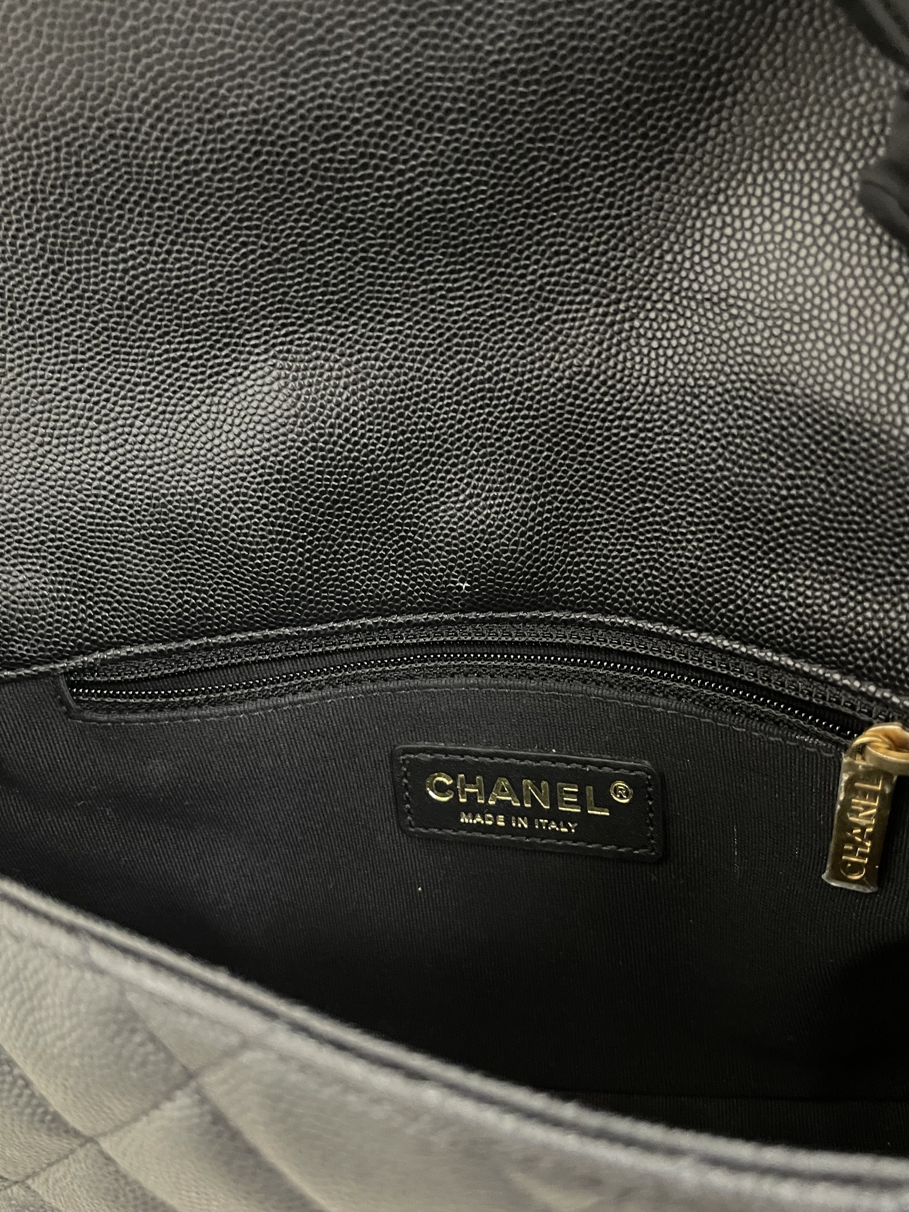 Pre-owned Chanel flap bag AS3757/ Product Code: 26012202