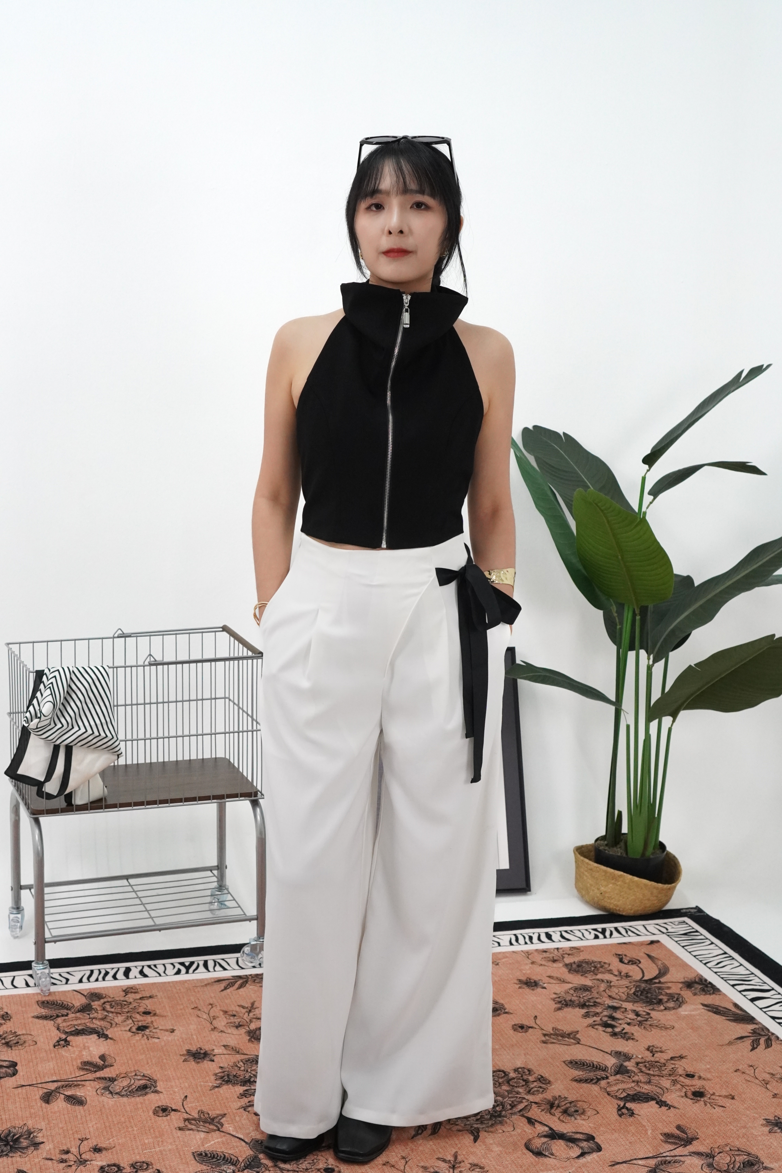 侧边绑带米白长裤 Side Tie Trousers