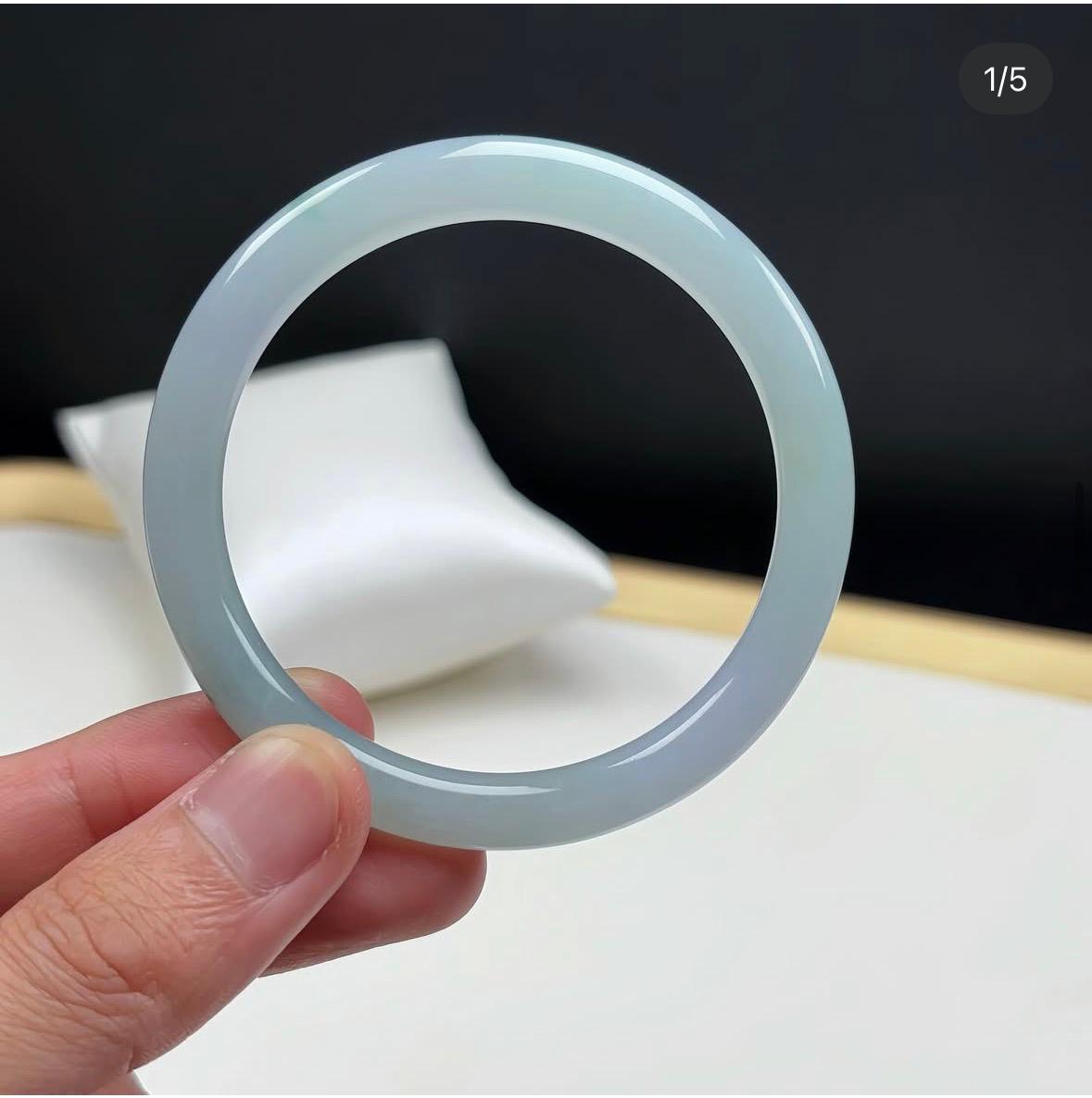 52.3mm 冰紫甜綠飄花翡翠圓條