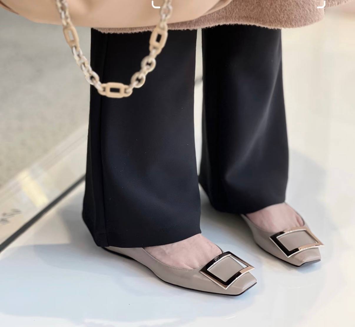 限時優惠✨訂貨📮RV 經典款大象灰皮質 Flat  Size 36.5/37/37.5/38/38.5