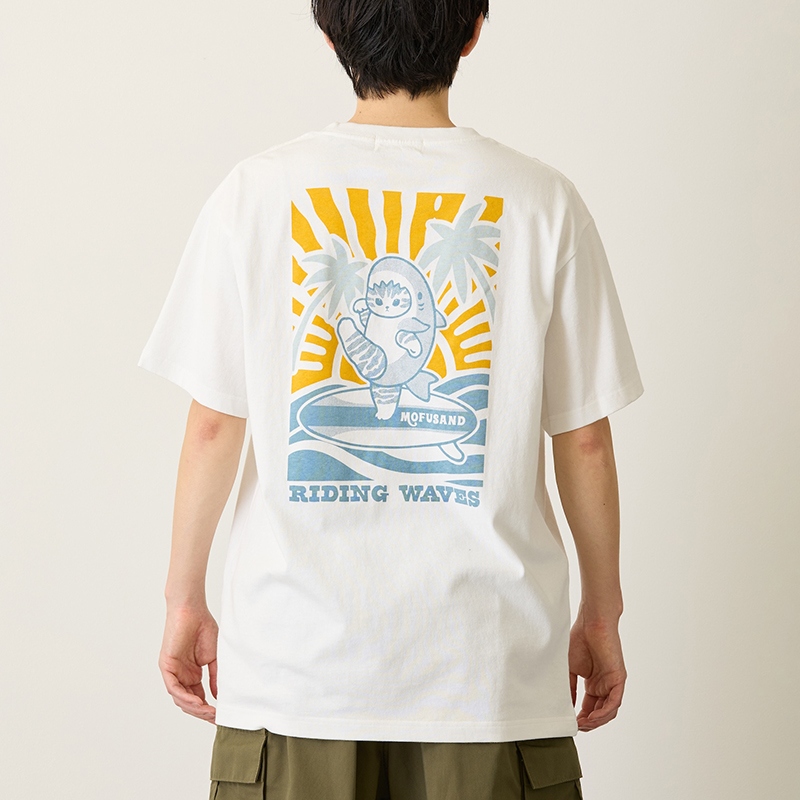 🌸 【預訂】T-shirt (RIDING WAVES) - Mofusand Board Shark