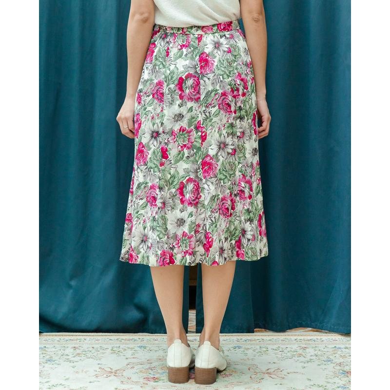 Vintage Made in Japan 100% Cotton Romantic Floral Bottom Flare /Mermaid Skirt - Waist 28~32" (MT1606-07)