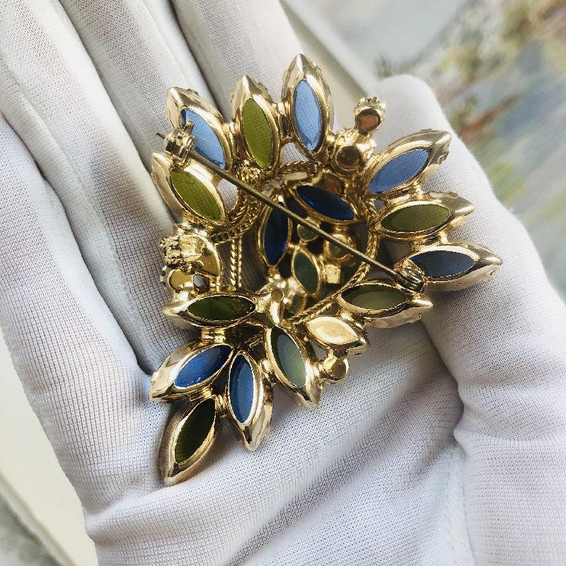 Vintage C.a. 1950-60s Faceted Marquise Shape Blue and Olive Green Open-back Glass Jewelry Set with Brooch & JewHook Earrings（MT1714-3）