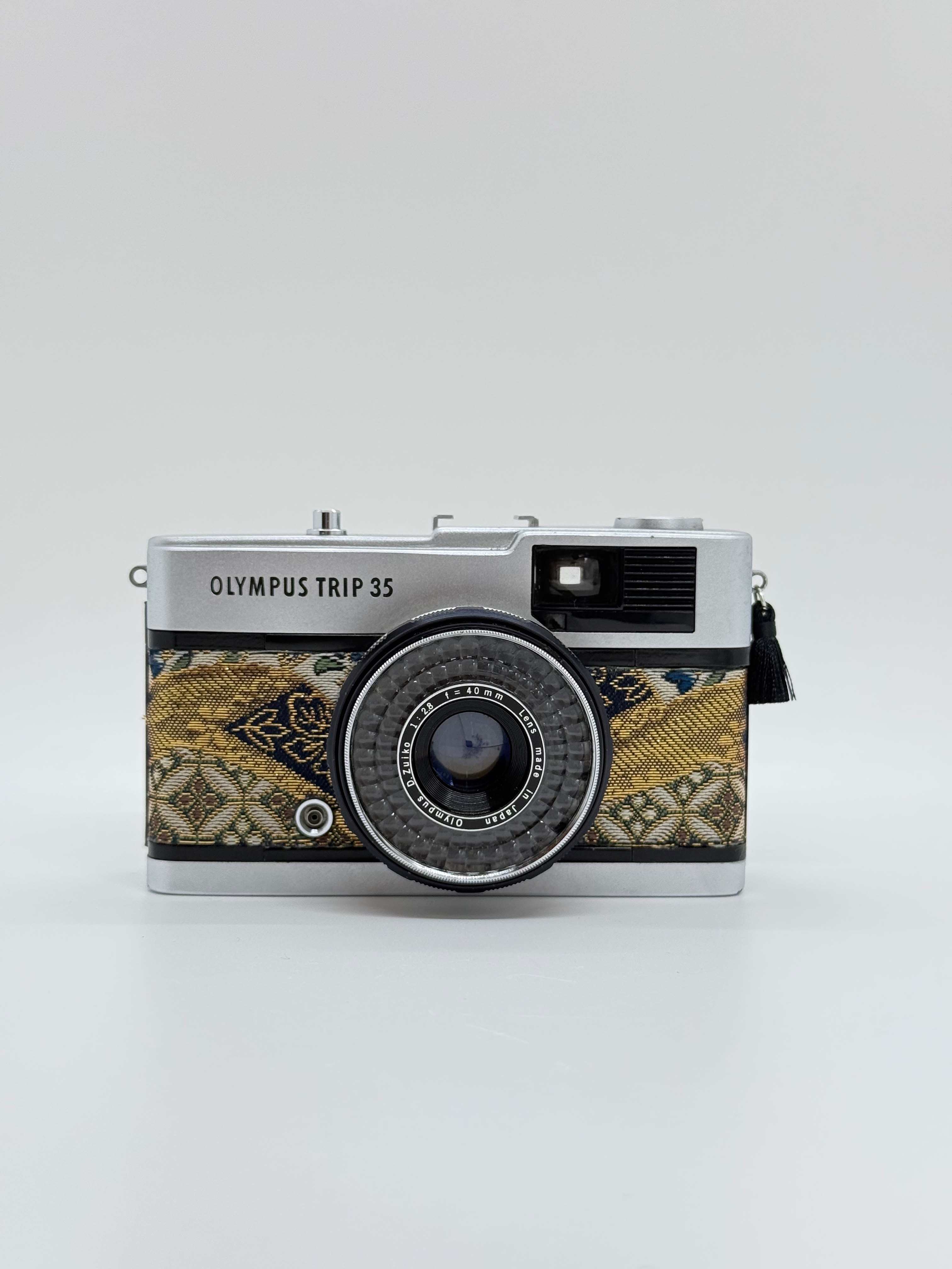 「西陣織之影」 Olympus Trip 35 Film Camera 菲林相機