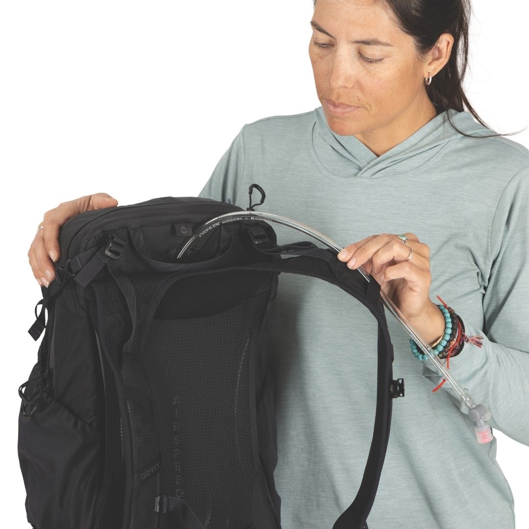 【全黑特別版】Osprey Hikelite 26 登山背包