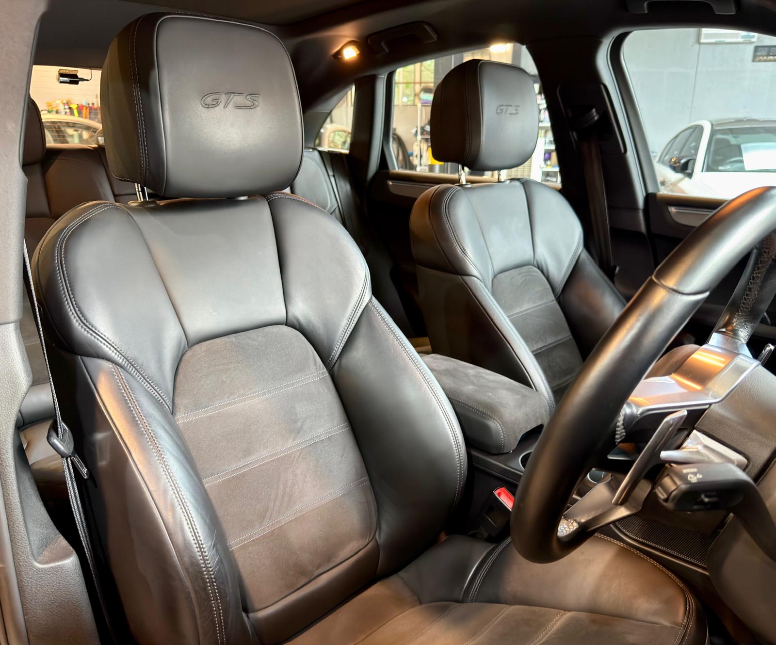 Porsche Macan GTS 2016