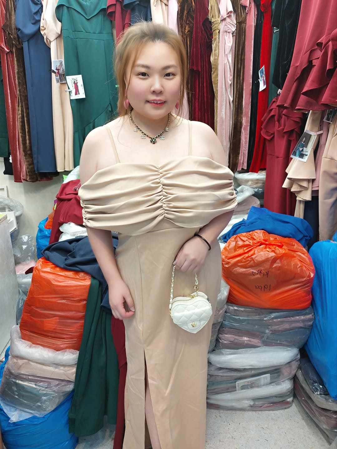 E09/EE0131 🔥特价🔥胸前褶皱设计修身长礼服