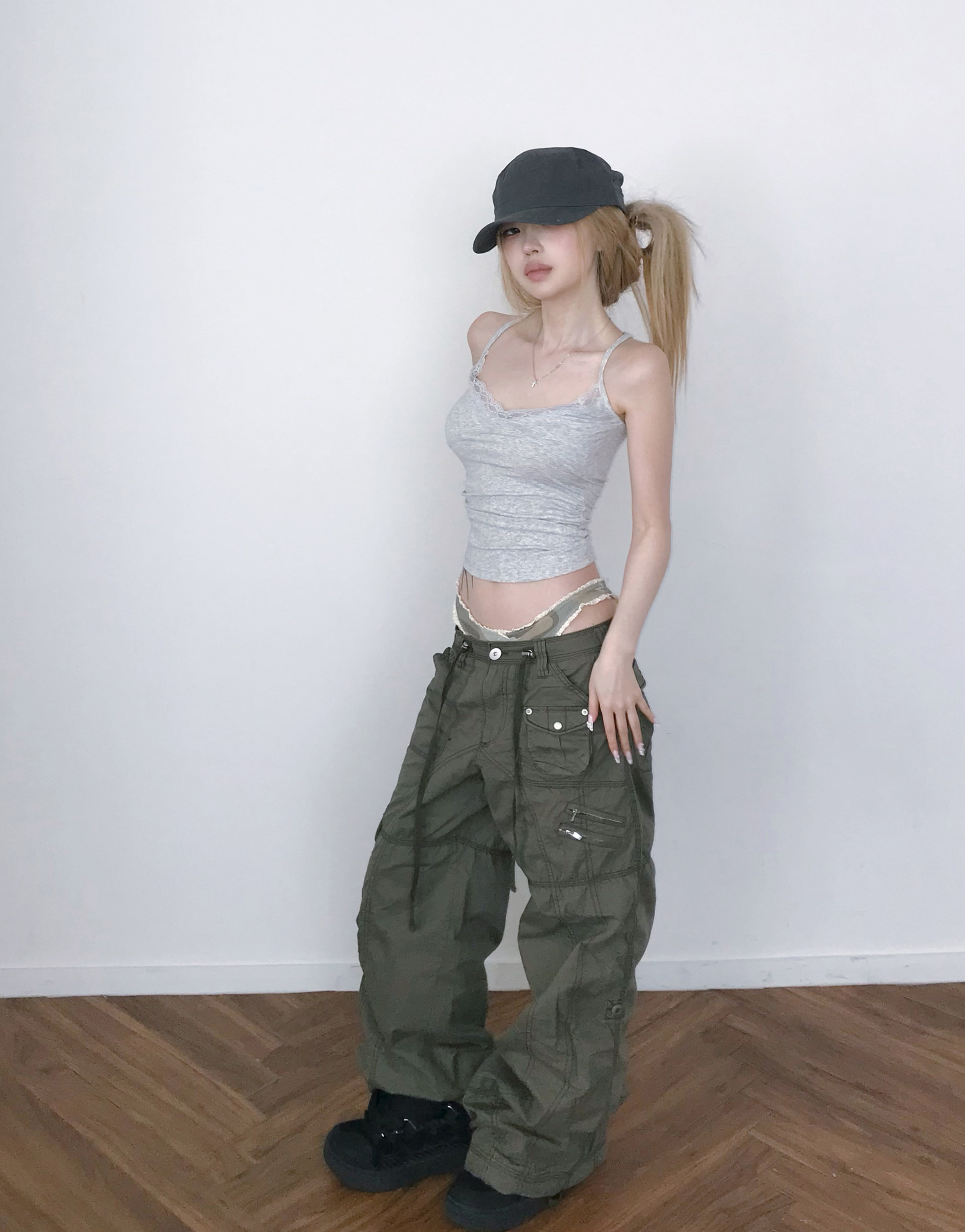 Retro Low-Rise Loose Cargo Pants