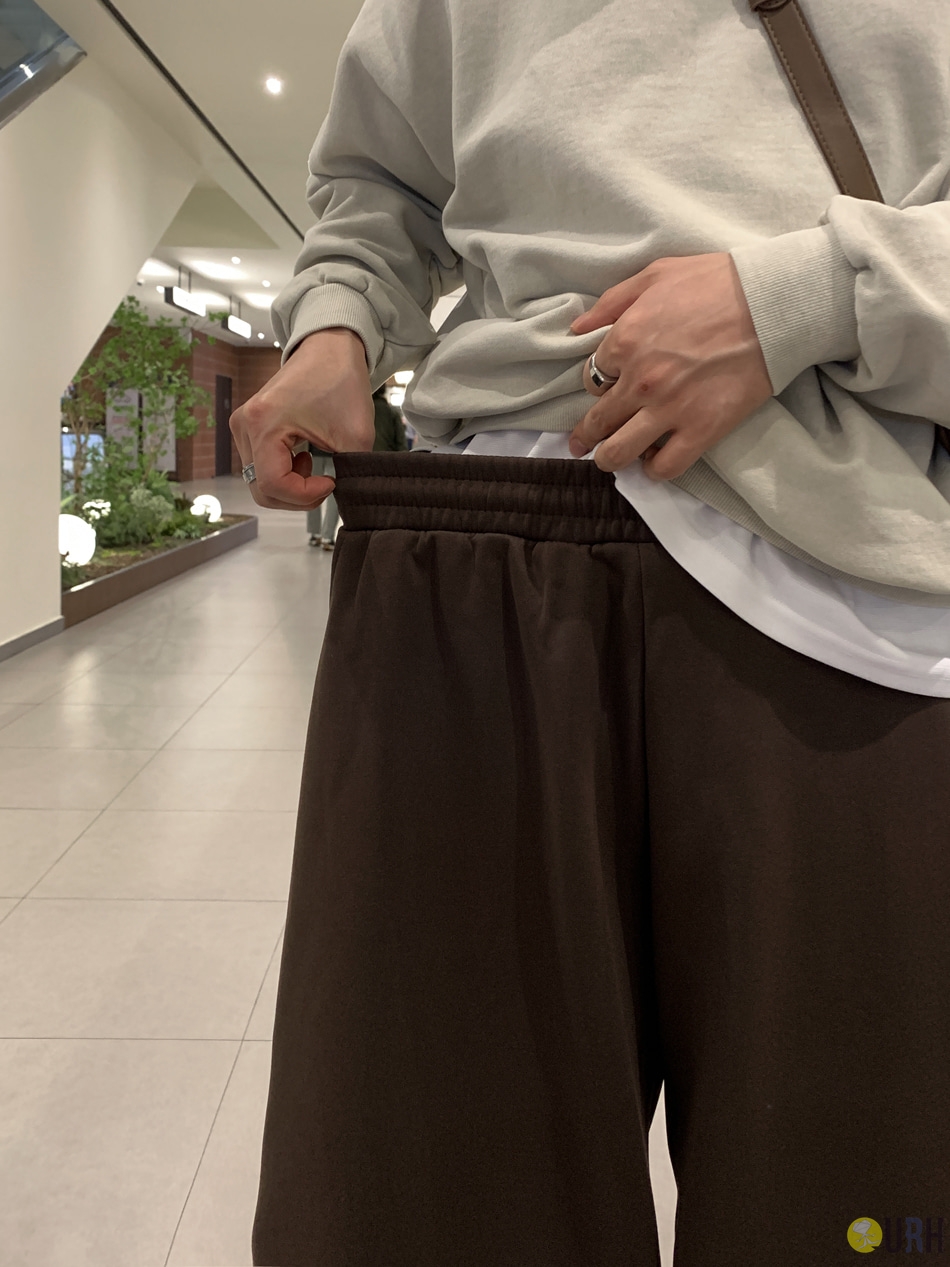 【100%保證韓國直送】必備款寬版按扣細節百搭五分褲 👖 [3 color] RL114945