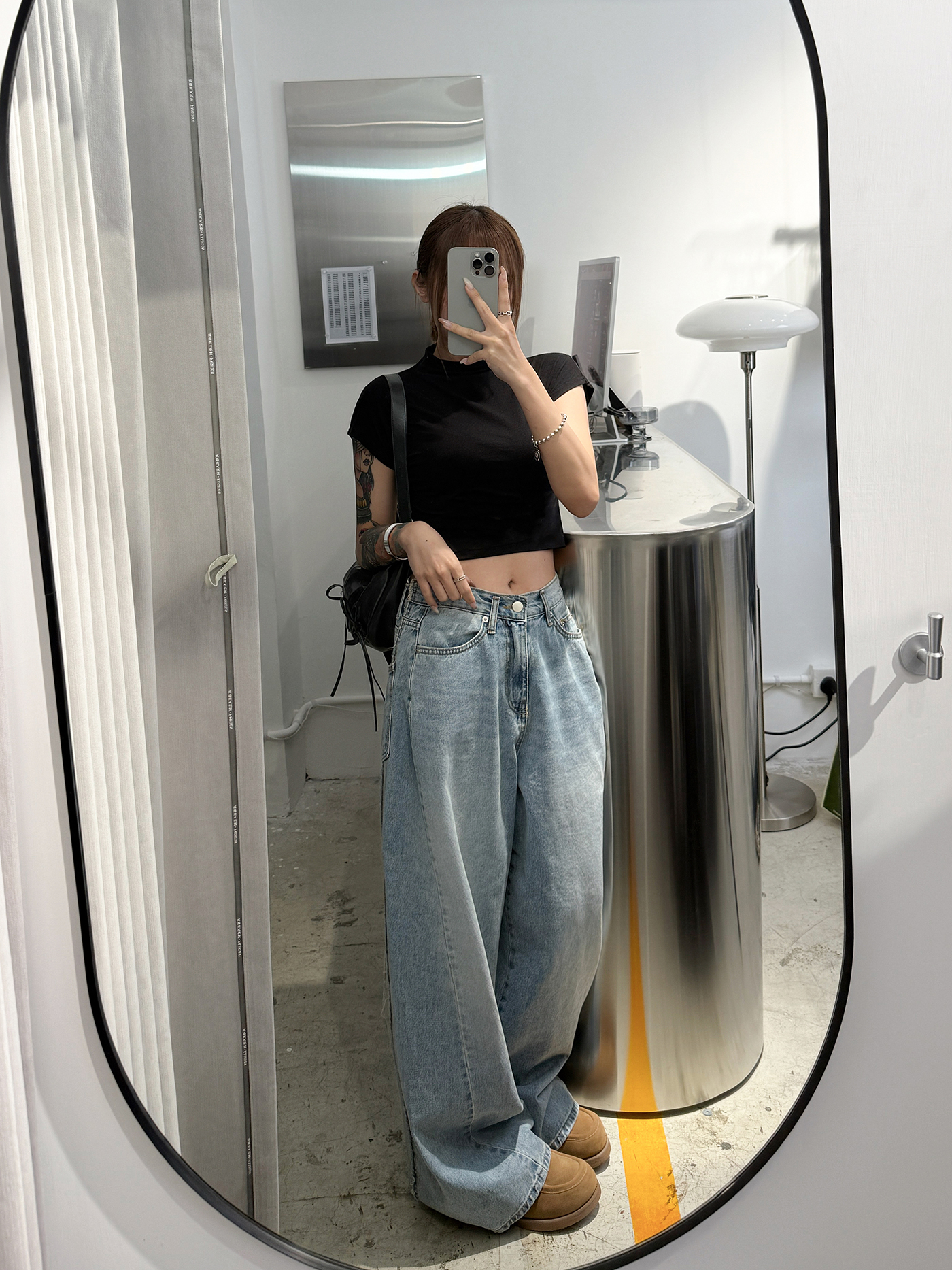 𝐀𝐬𝐲𝐦𝐦𝐞𝐭𝐫𝐢𝐜 𝐩𝐨𝐜𝐤𝐞𝐭 𝐰𝐢𝐝𝐞 𝐥𝐞𝐠 𝐝𝐞𝐧𝐢𝐦 𝐣𝐞𝐚𝐧𝐬