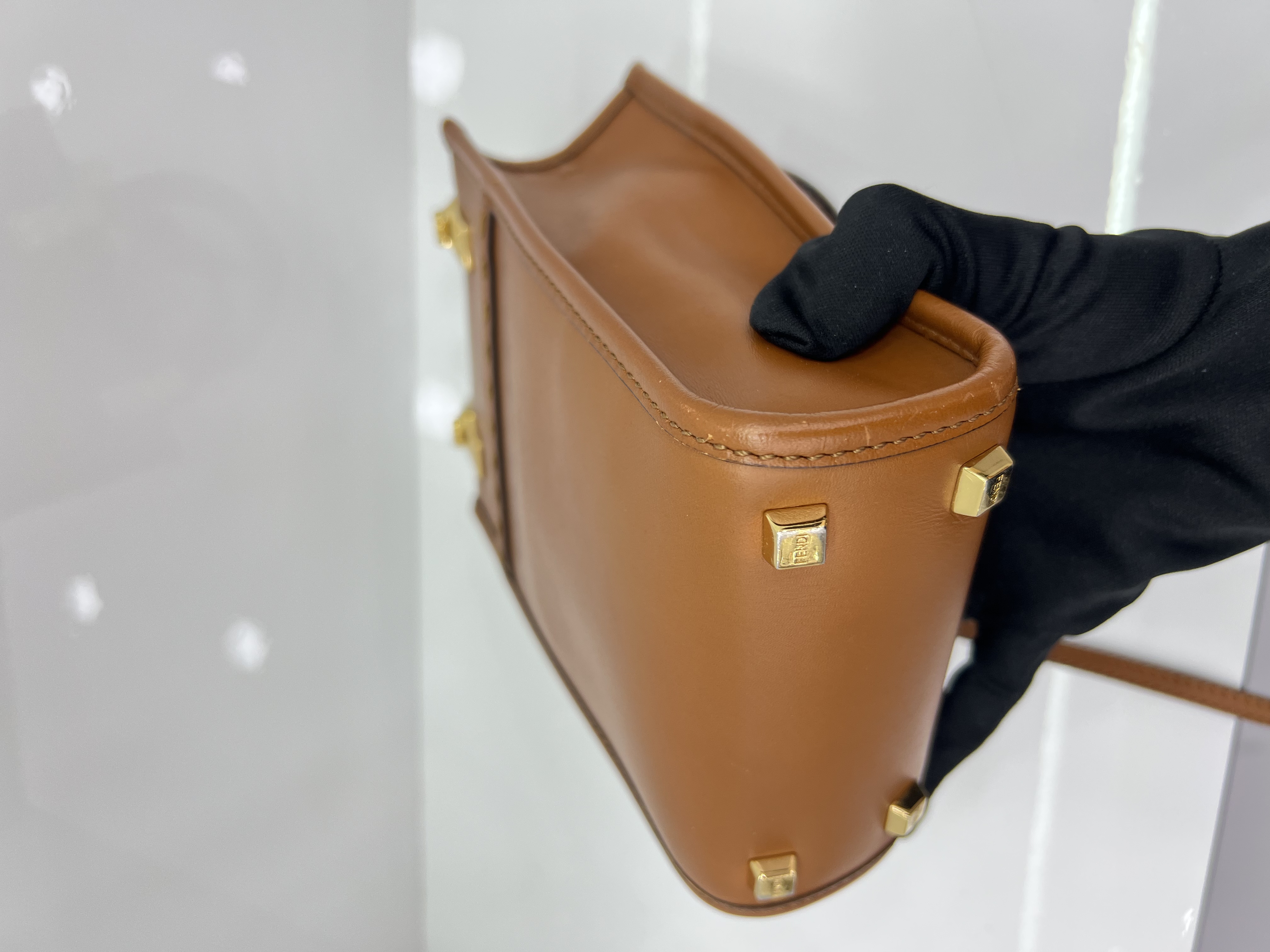 直播貨品 |  [1個-$100 2個-$300］EE34