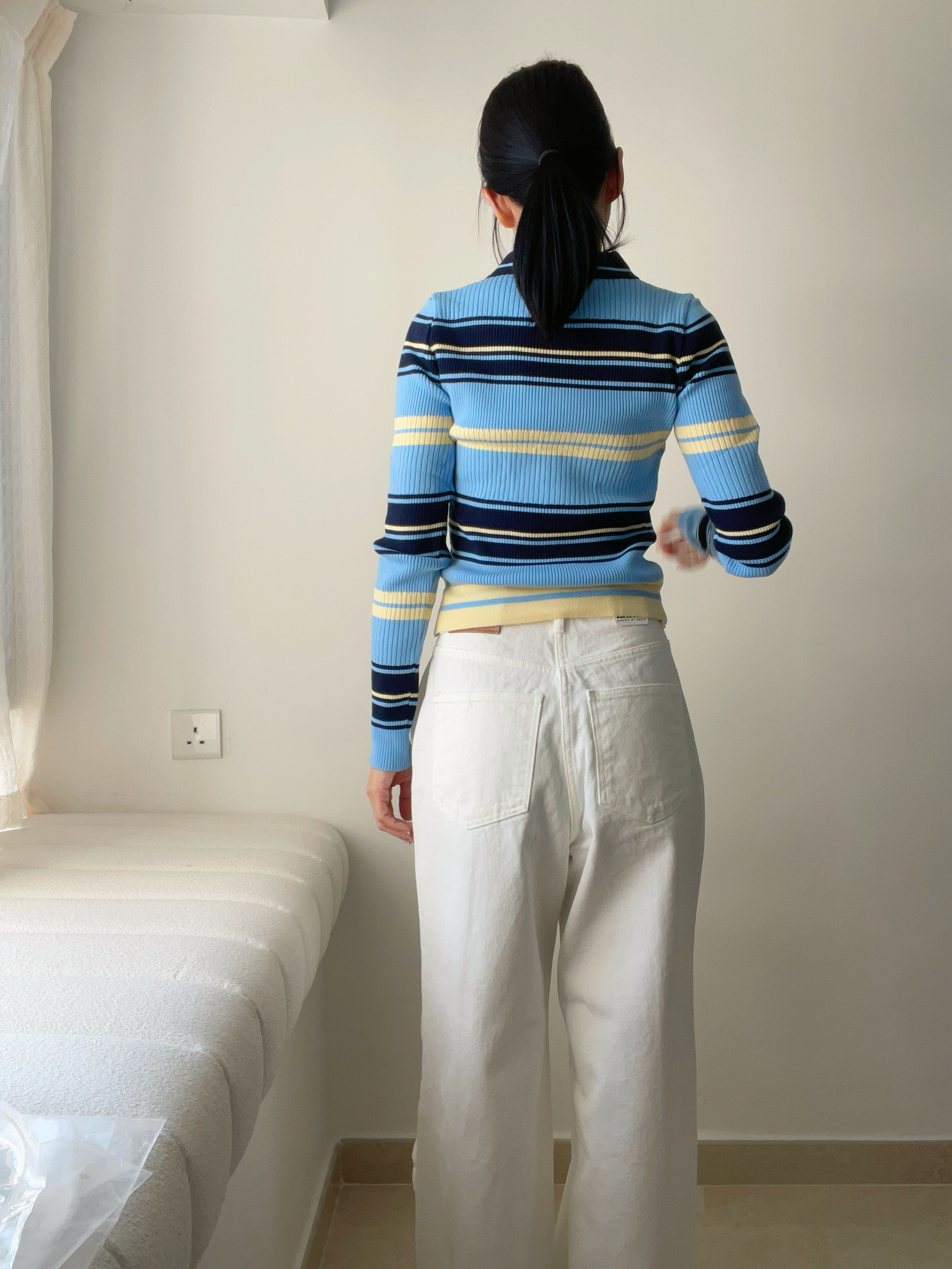 Stylish ruffle wide jeans 