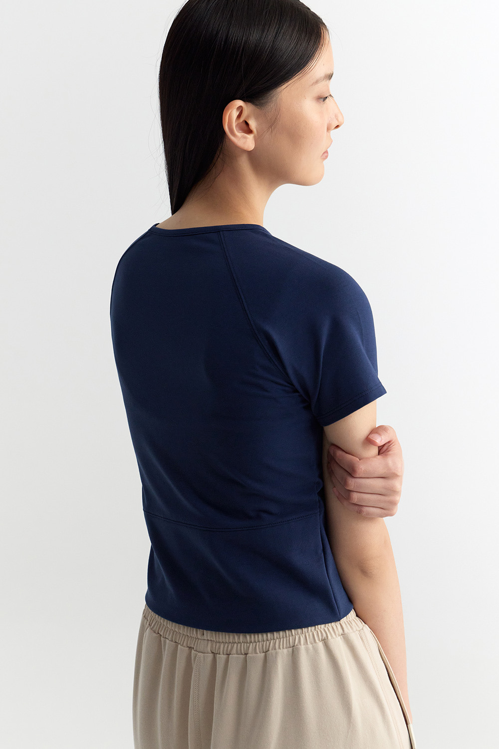 預購_FFWFTS136 Banda Light Line Crop Cover-up