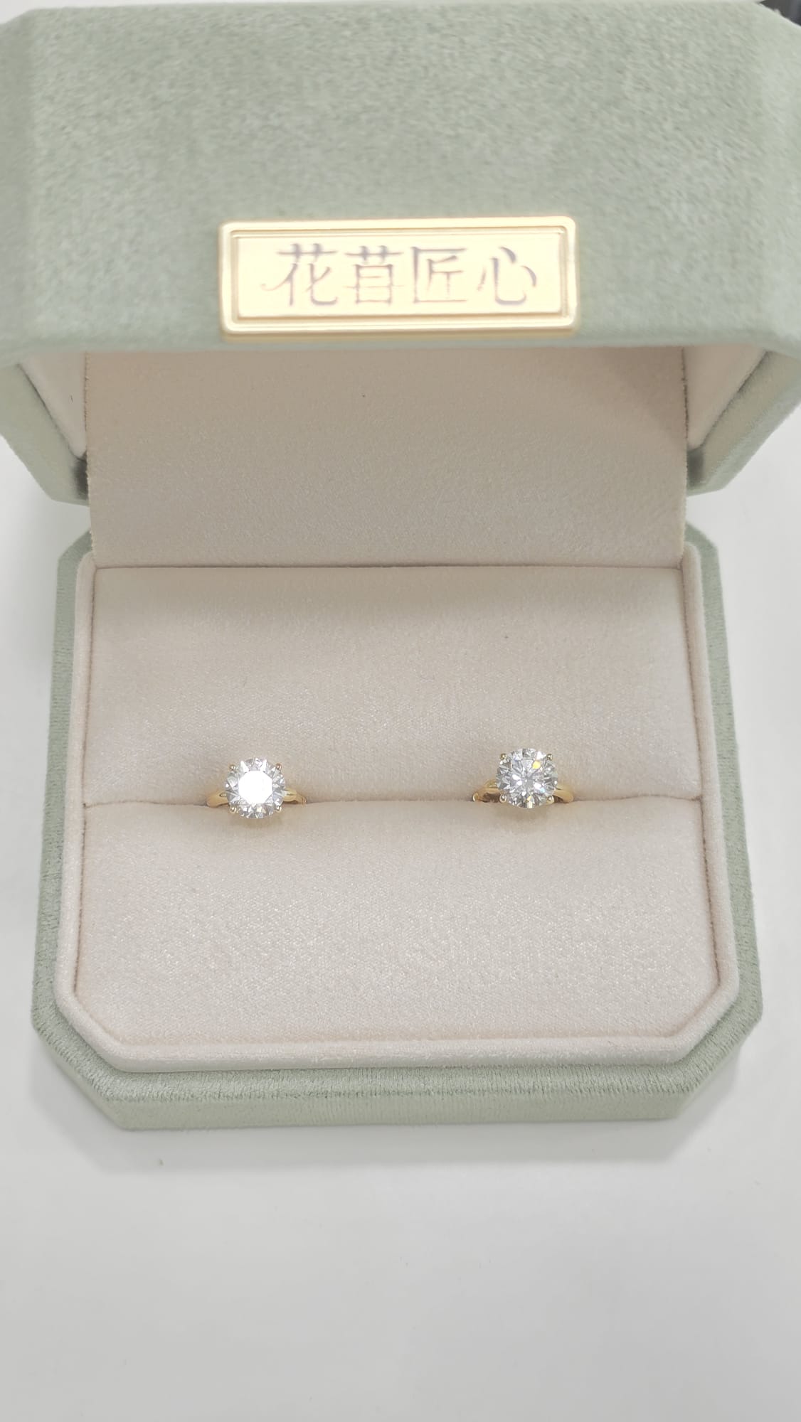 18K金培育圓形鑽石耳環 D2.09ct/2 G1.913g