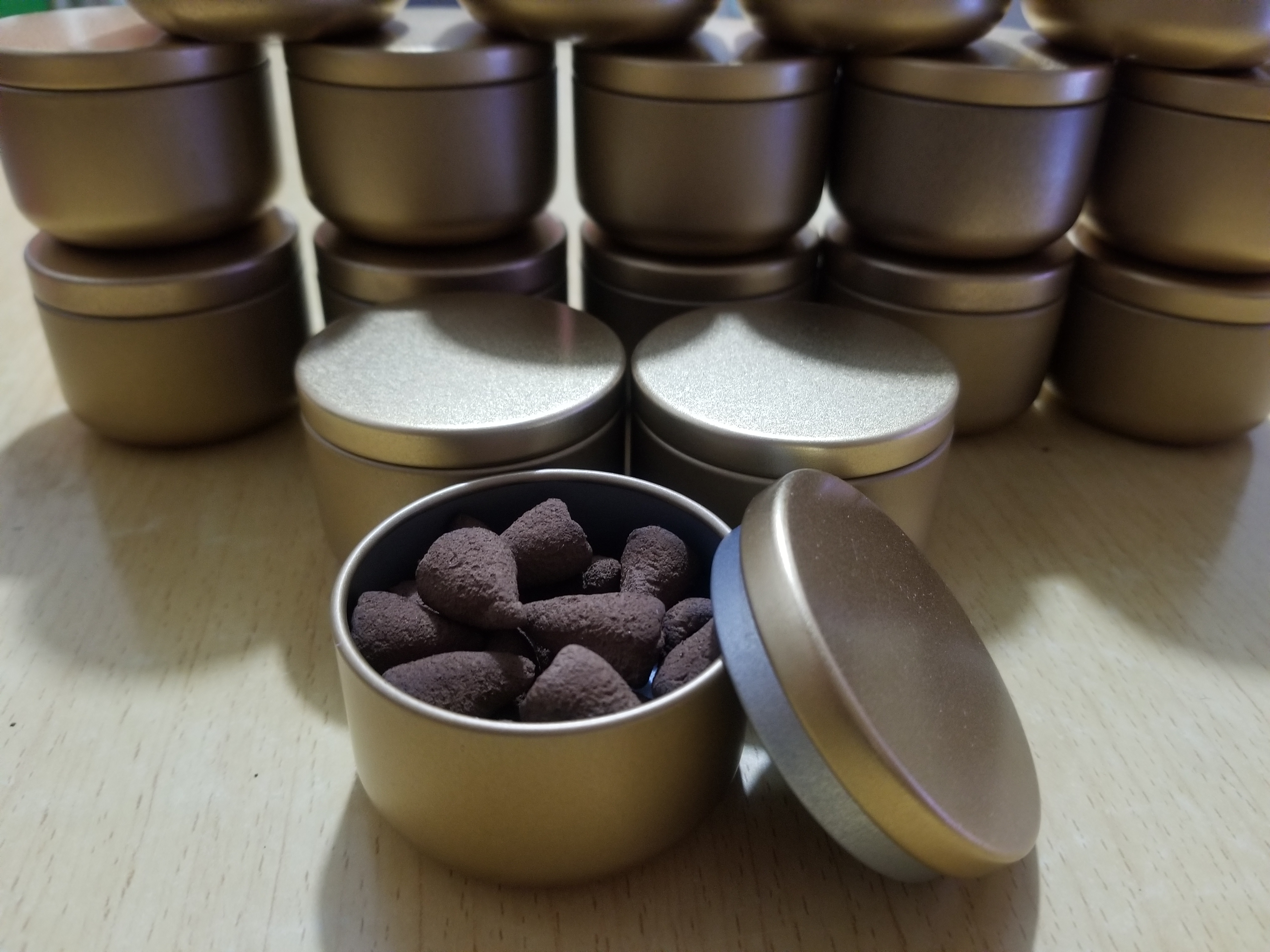 招財和合貴人 / 家庭和順 香粒