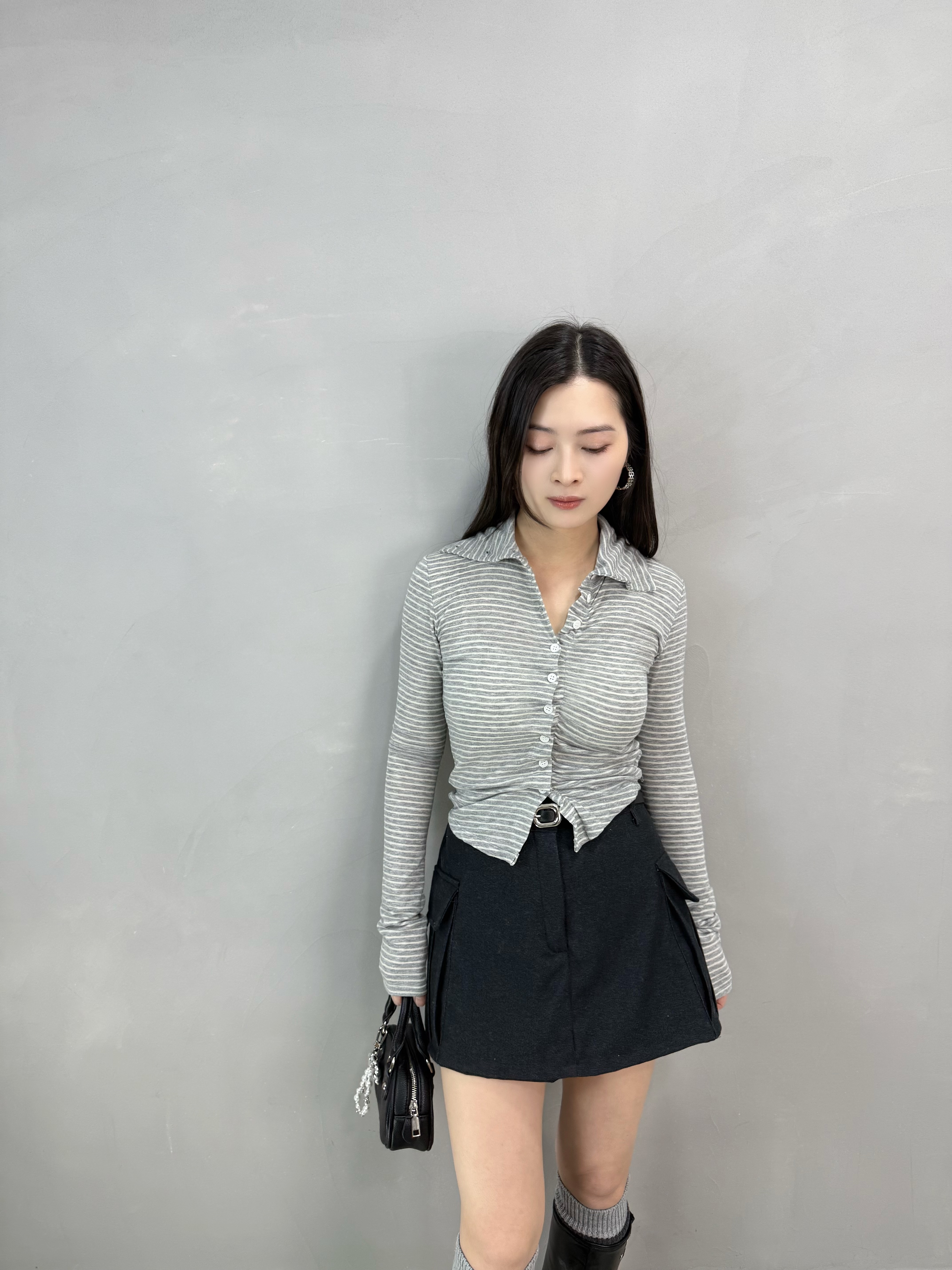 D65 打摺橫間扣鈕Top