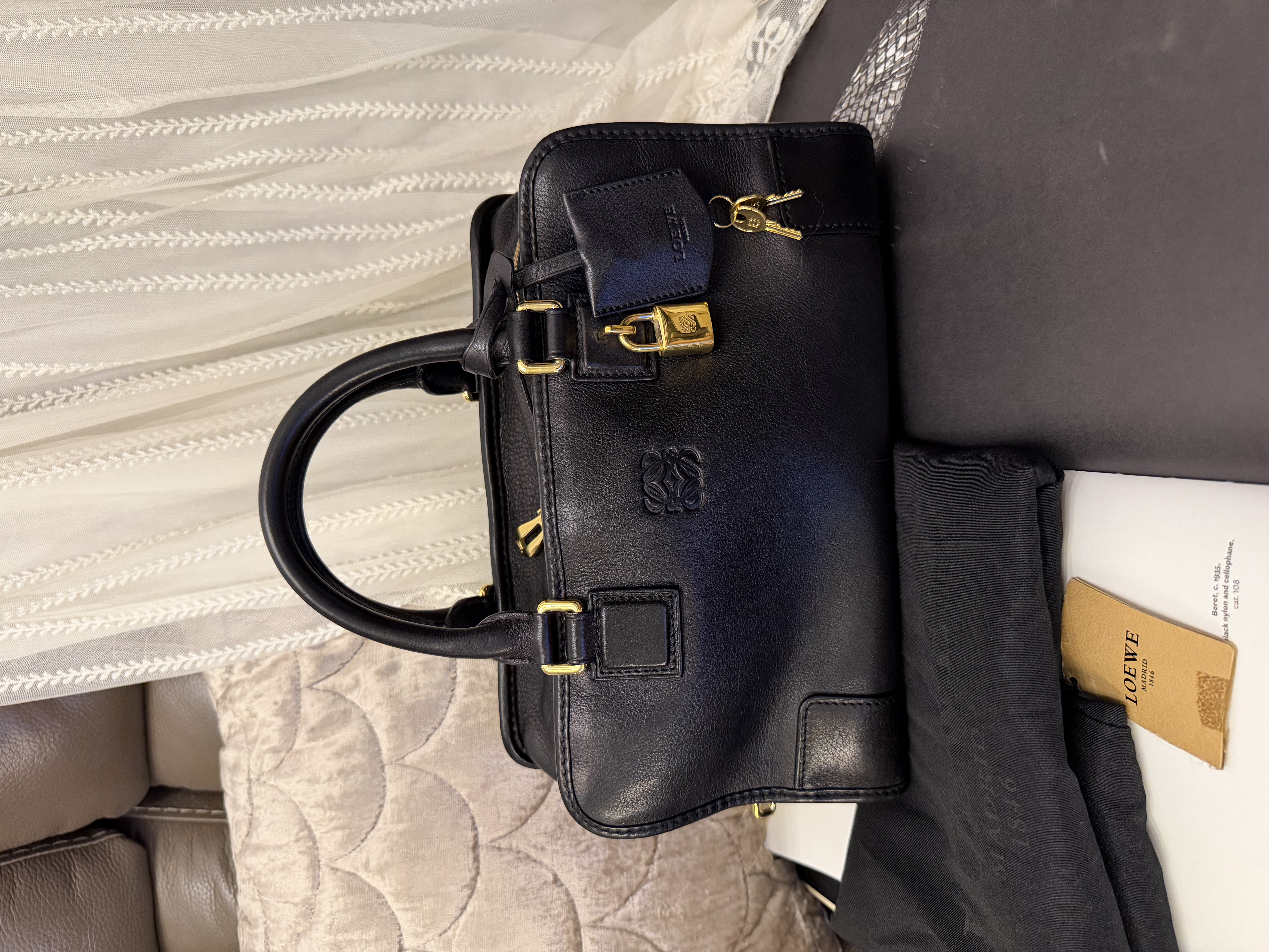 loewe amazona 28 black bag 