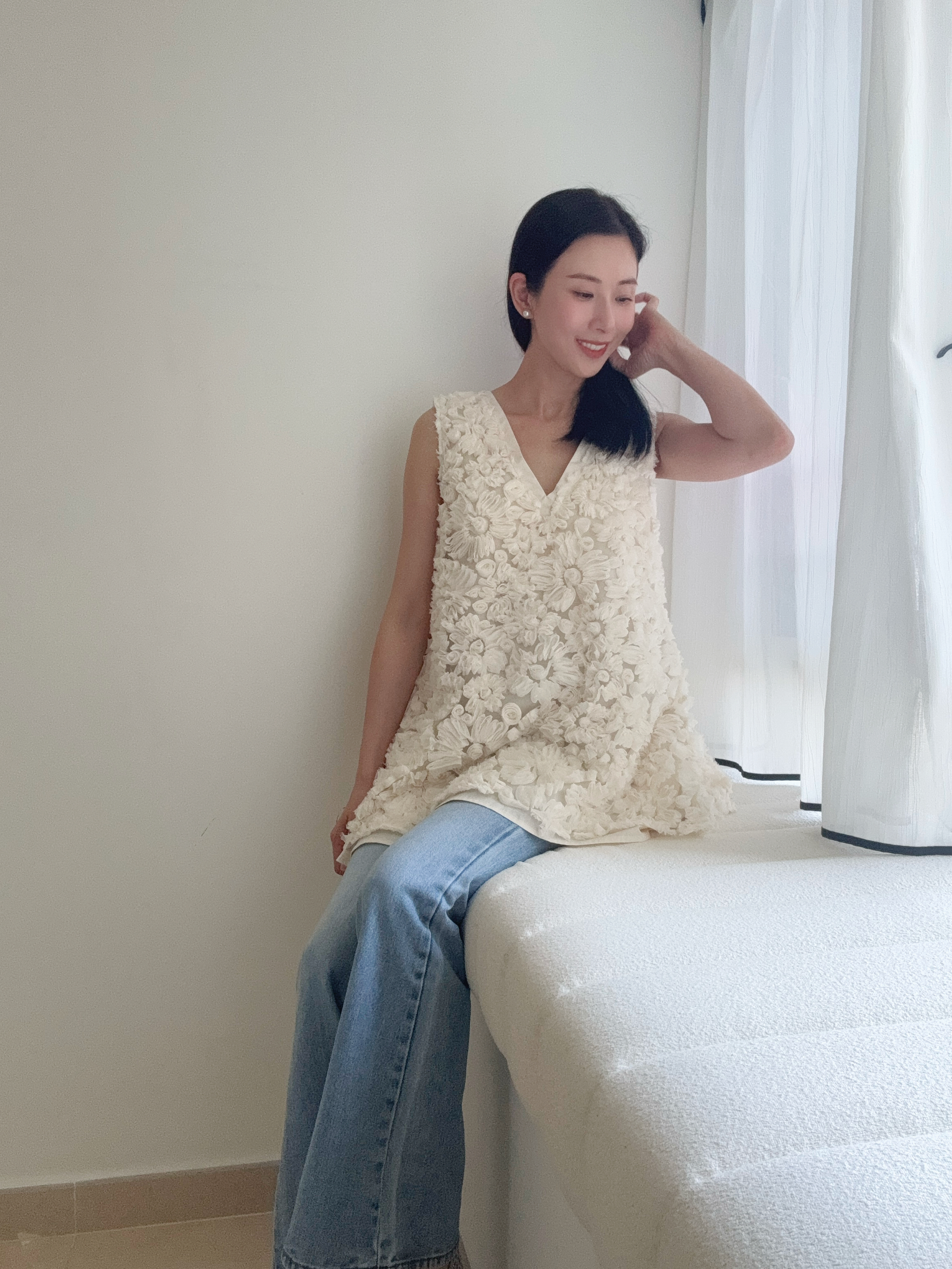 Elegant flower v-neck dress/top
