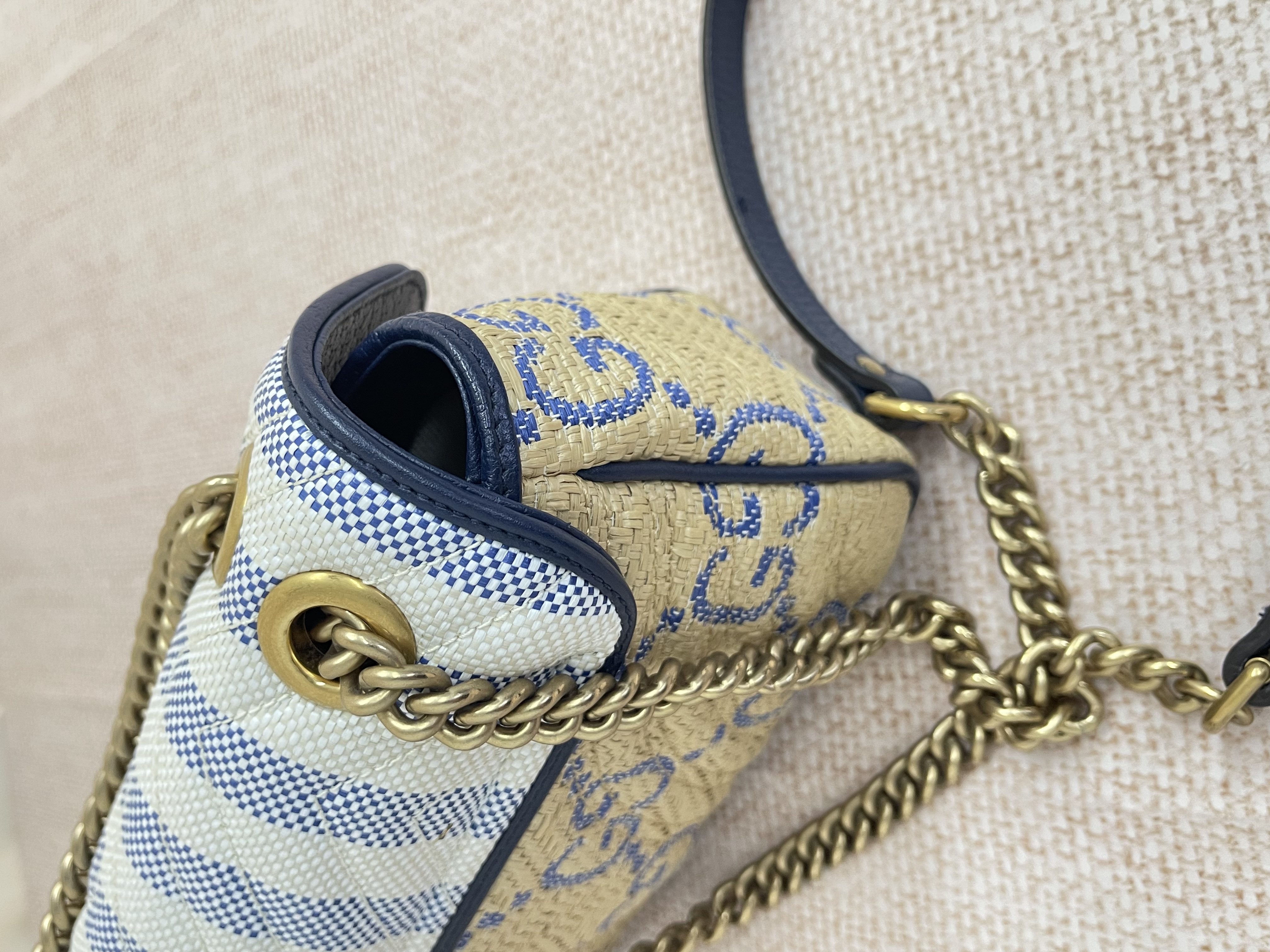 Pre-owned GUCCI 「Towards the Sun」/ Product Code: 26043007