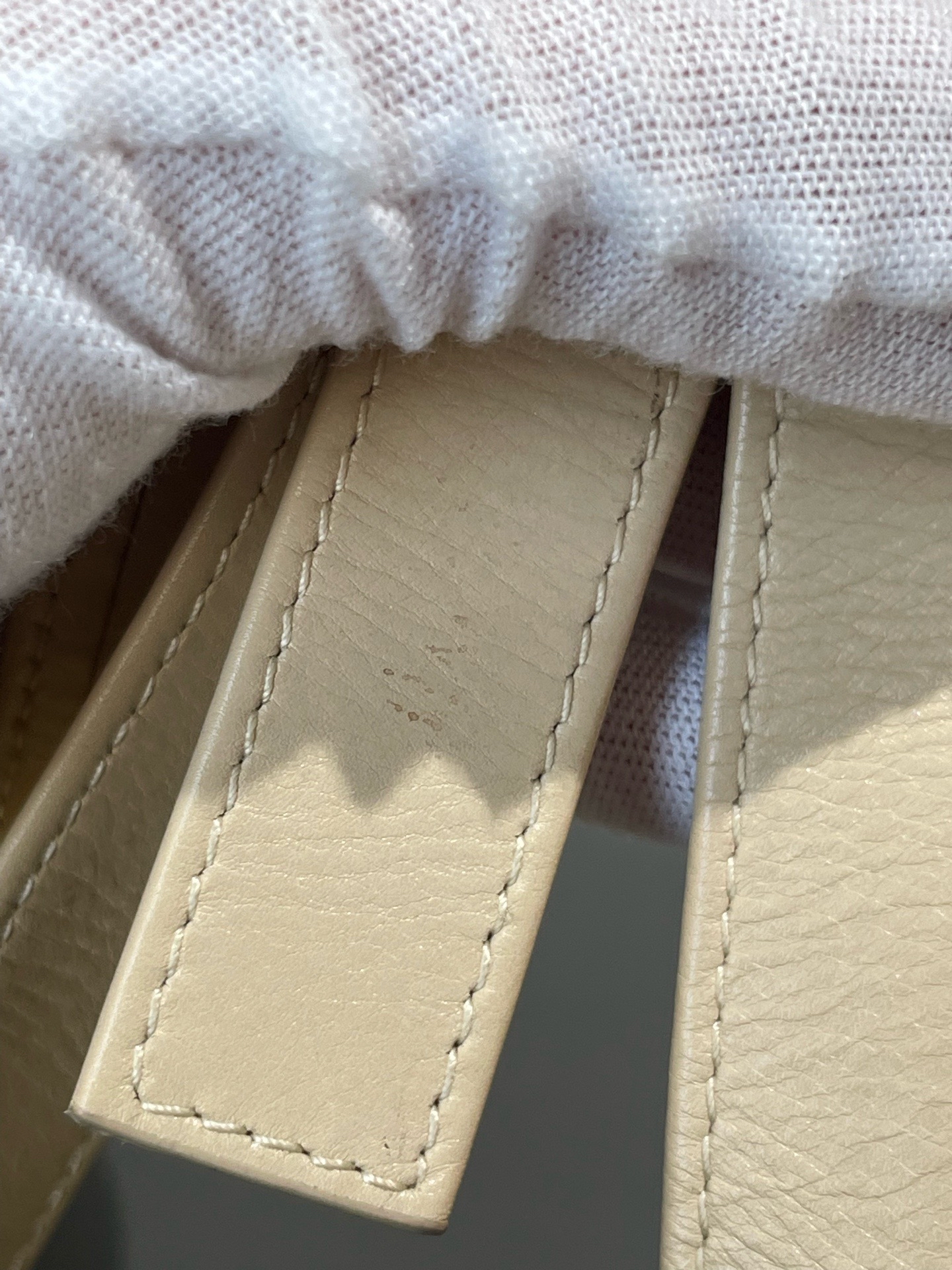 【預訂貨品】BV Candy Cassette六格米黃色編織包 