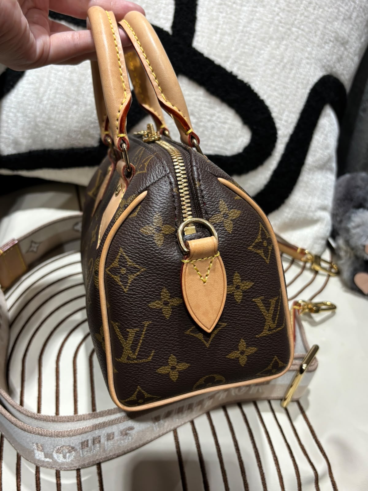 LV Speedy 20 Monogram 100%Authentic, 98%New ✅key lock ✅Dust bag