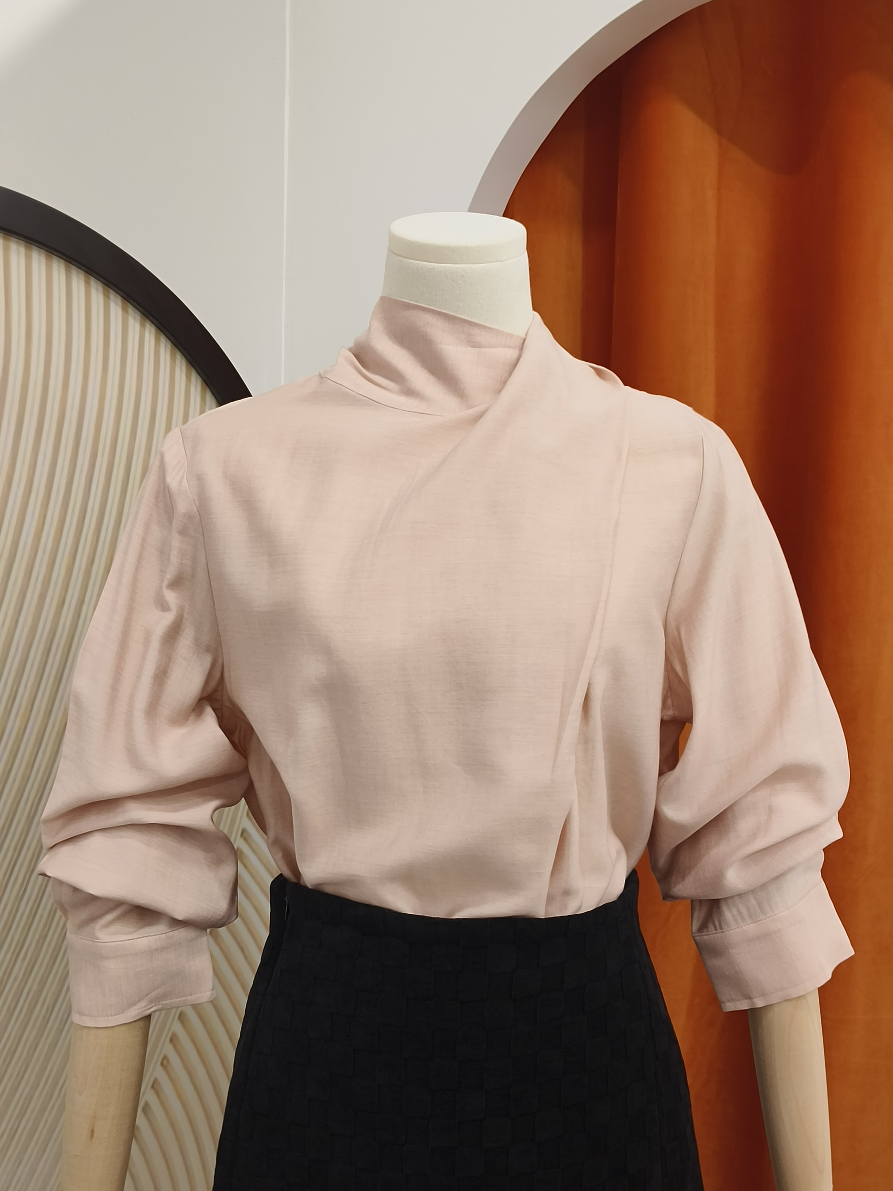 长袖系带衫 Long Sleeves Shirt with sash
