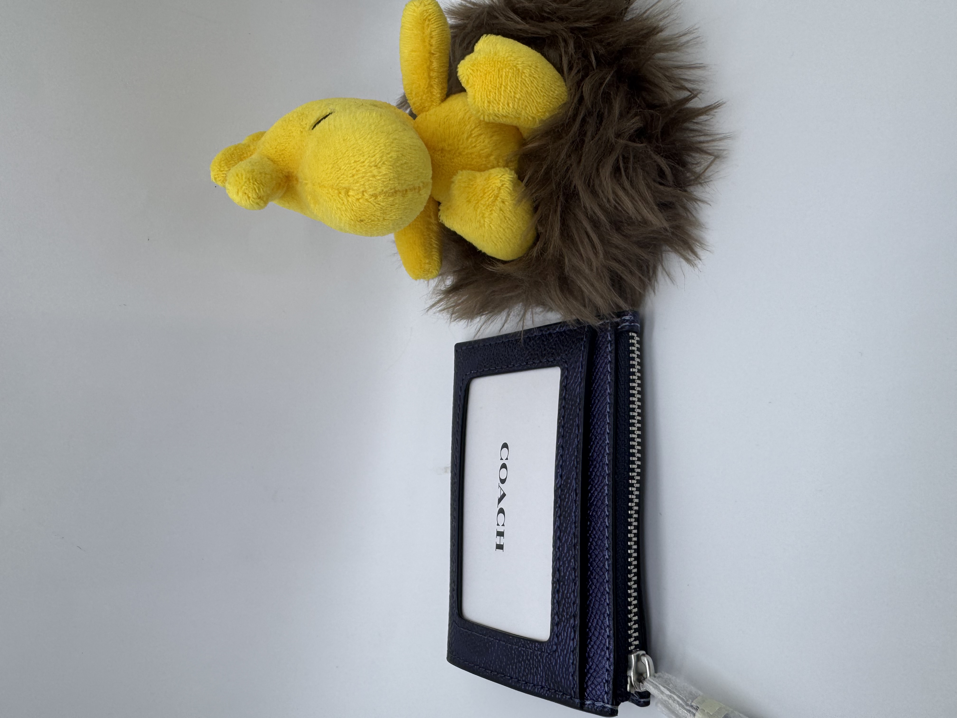 🇺🇸🇨🇦✈️Coach outlet 金屬色signature c pattern 拉鍊匙扣卡包現貨🤎💙 🤎💙🤩🤩