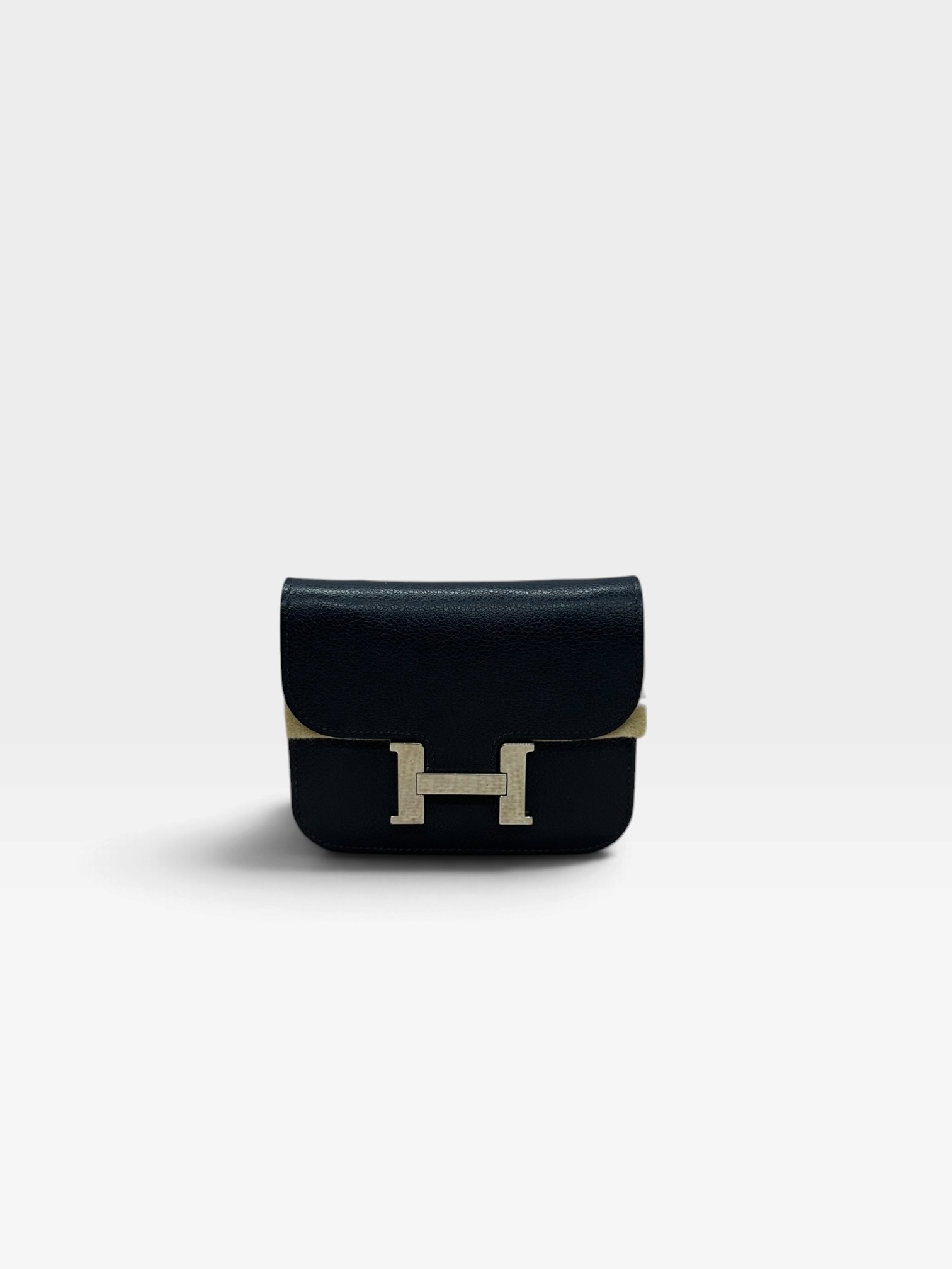 Pre-Owned Hermès Constance Slim wallet/Stamp U/Product Code: 102010