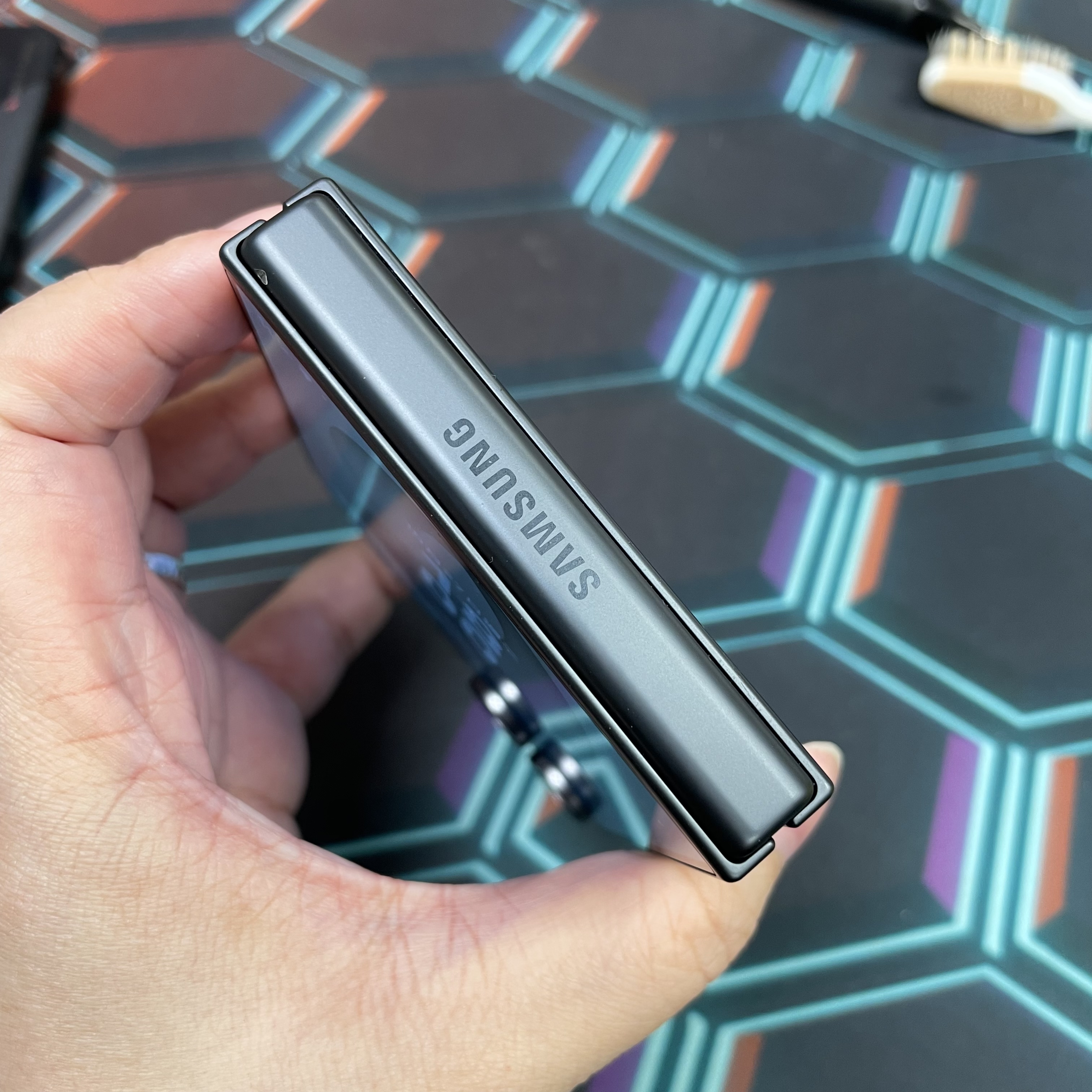 *8370 Galaxy Z Flip 8 完美機 12+256GB 黑色 black