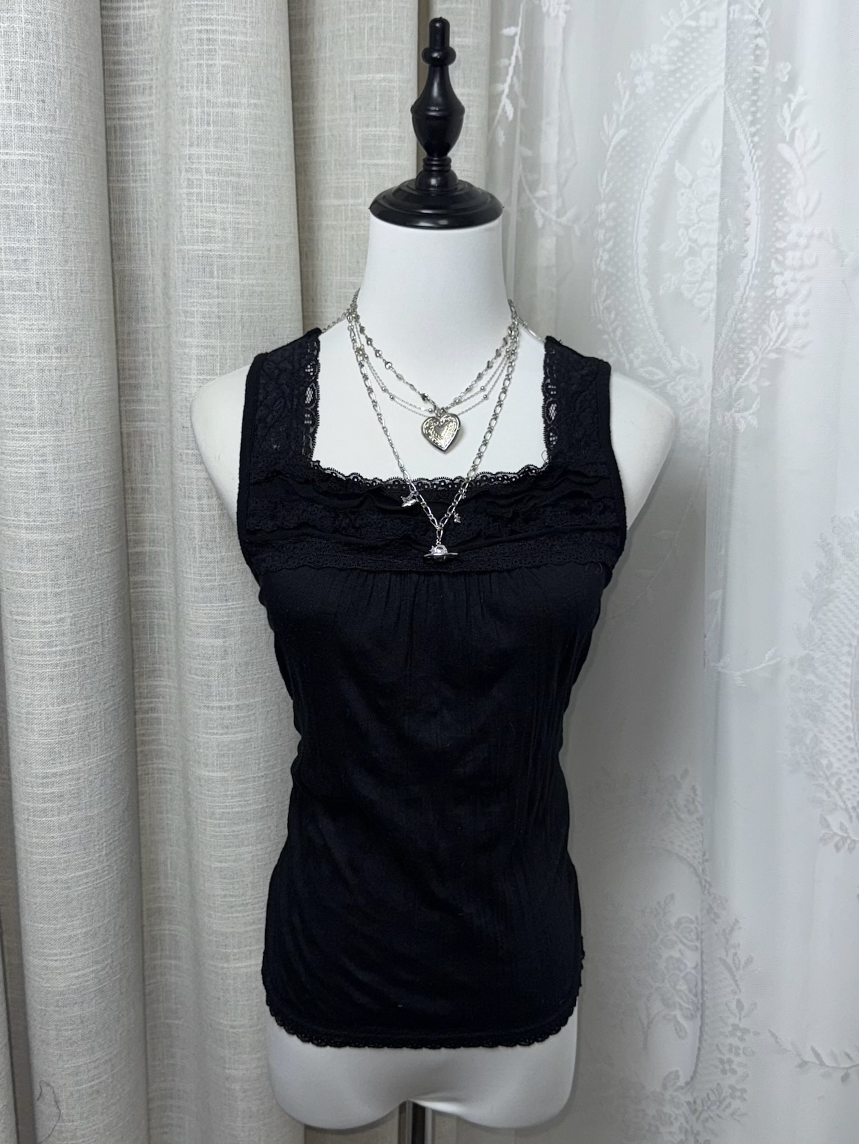 Downtown Girl Square-Neck Lace-Trim Tank 