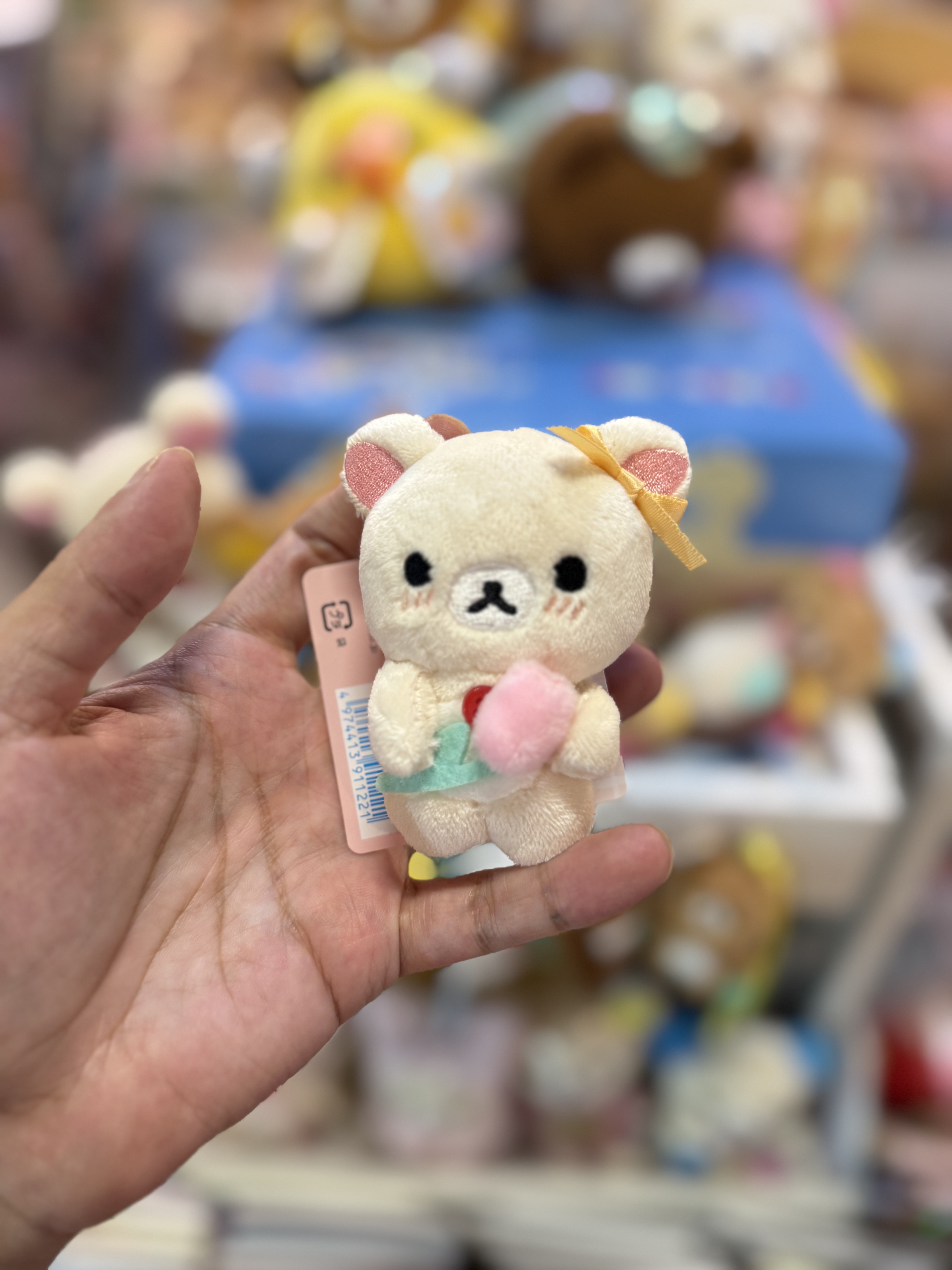 《現貨》全新日本特約店限定拎花造型小白熊扣針